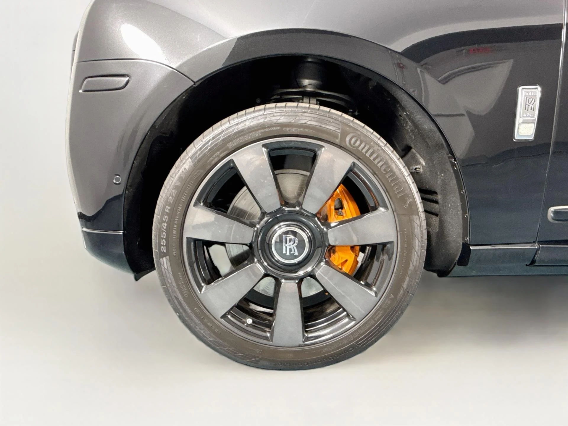 mph058_3323540887_Used_2020_Rolls_Royce_Cullinan_1791412720_511524ffd5