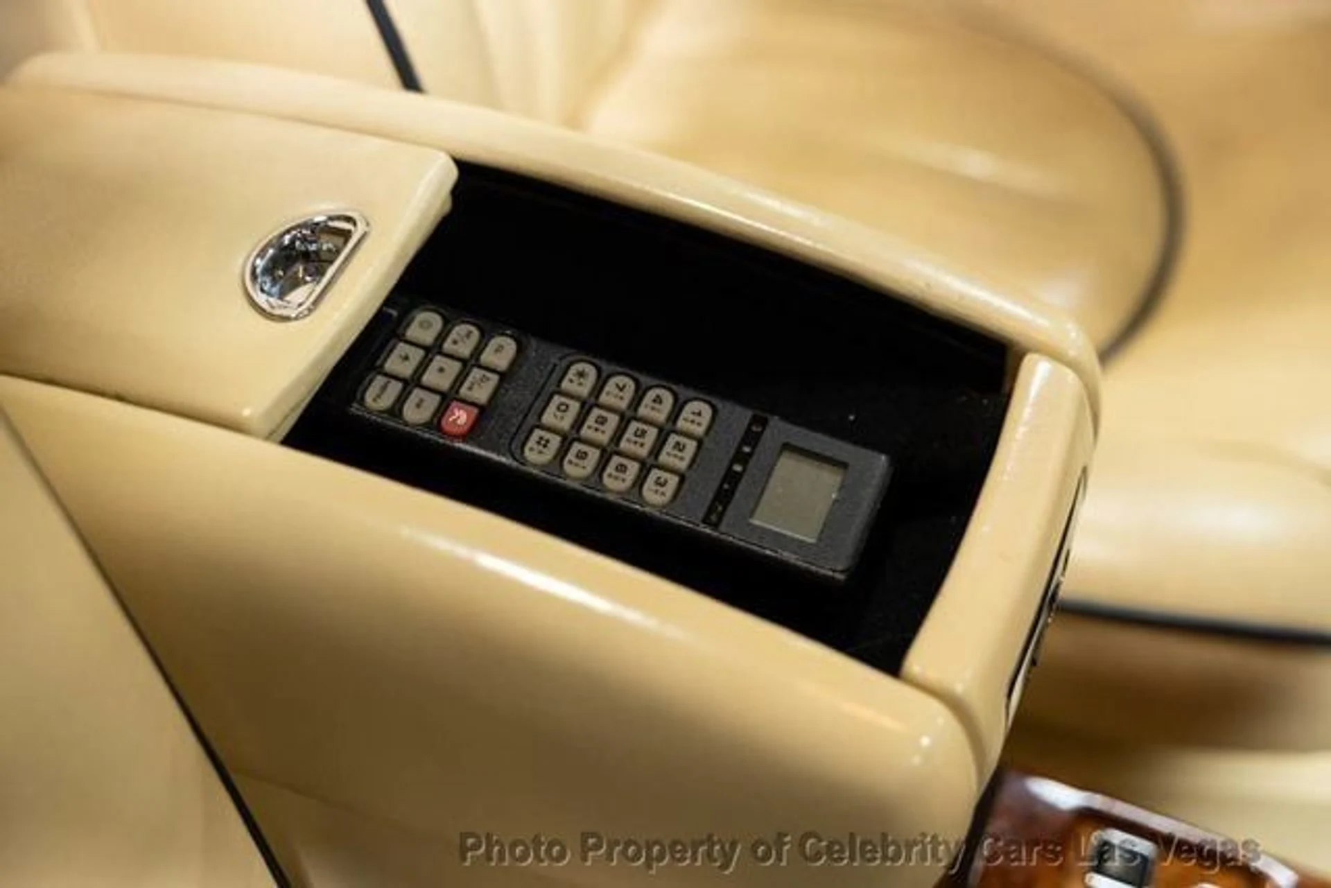 mph058_3347702108_used_2002_rolls_royce_silver_seraph_lastofline1of120forus170totalworldwide_9707_23079302_63_640_500f5d735a