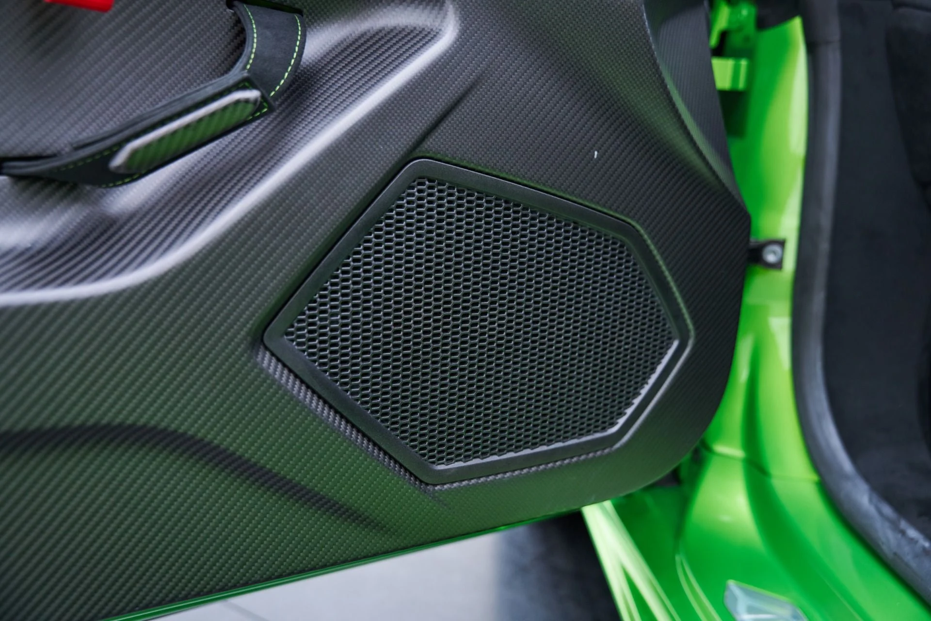 mph058_3358278011_Used_2024_Lamborghini_Huracan_STO_Base_1793231475_28c8545d47