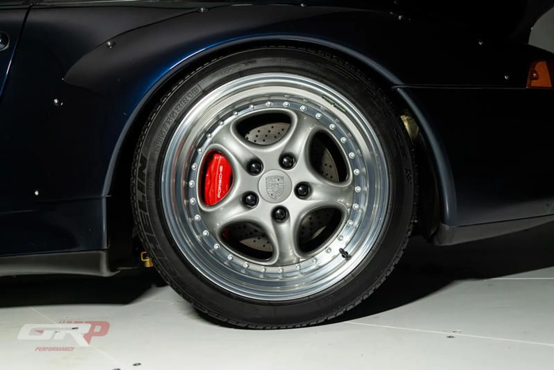 mph058_3368096730_4251847_C_1206_4_E50_99_A0_E55_BBD_97_DC_4_E_7680bab57a