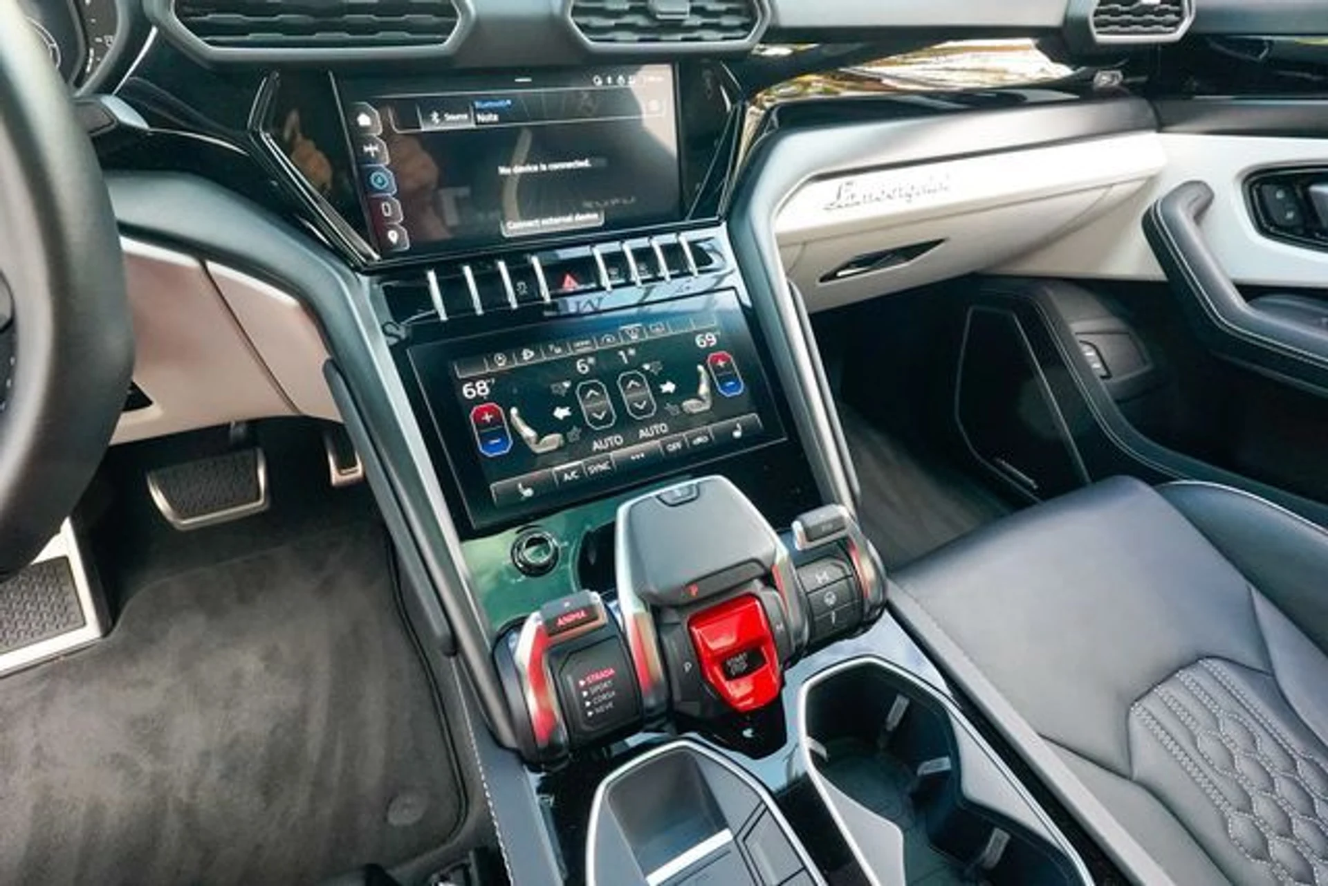 mph058_3368394847_22953843_59_6bb75e6e91