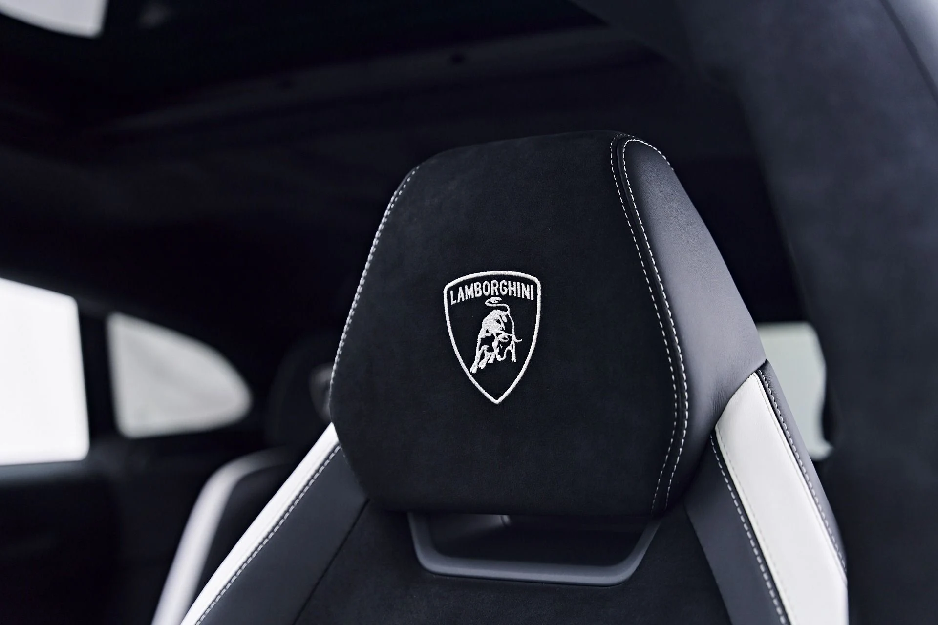 mph058_3404680353_Used_2023_Lamborghini_Urus_Performante_1785711349_1e285641ee