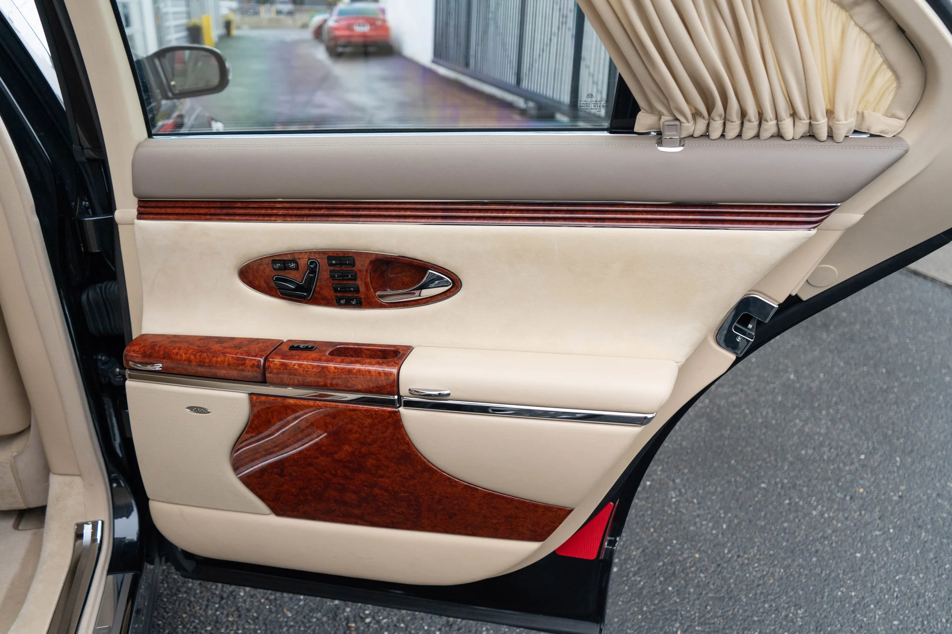 mph058_3421482769_59_6291af0235