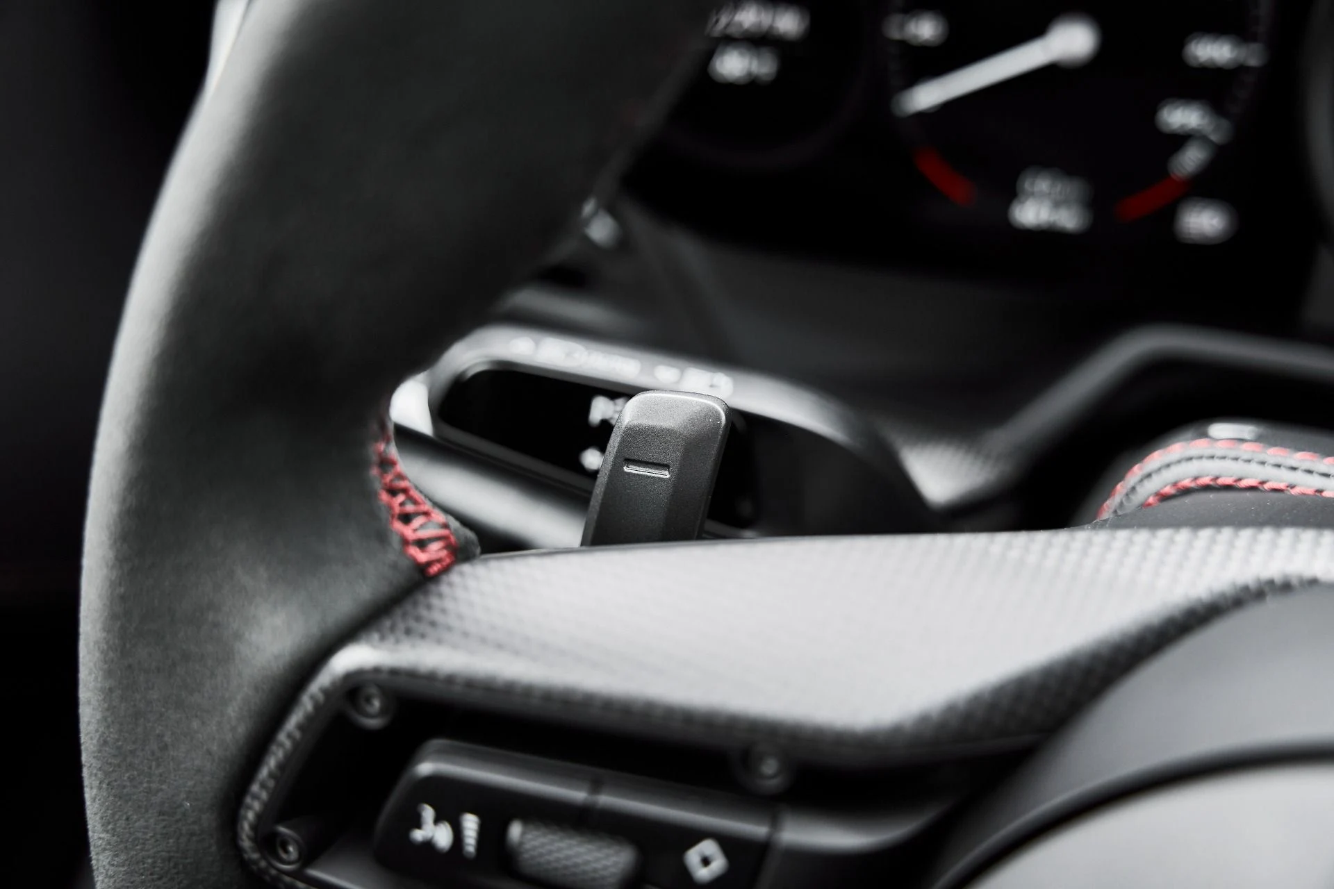 mph058_3423419537_Used_2024_Porsche_911_Turbo_S_1776446054_e921bd9ed7