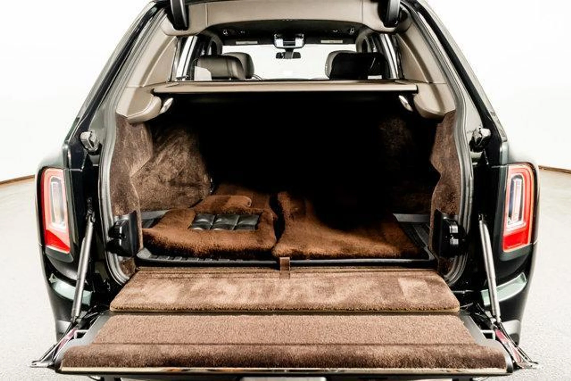 mph058_3425719649_UEGL_4_IMIS_7_J2_YP_9d2o0_Pu_Azi_D0k_9b32b7d8dc