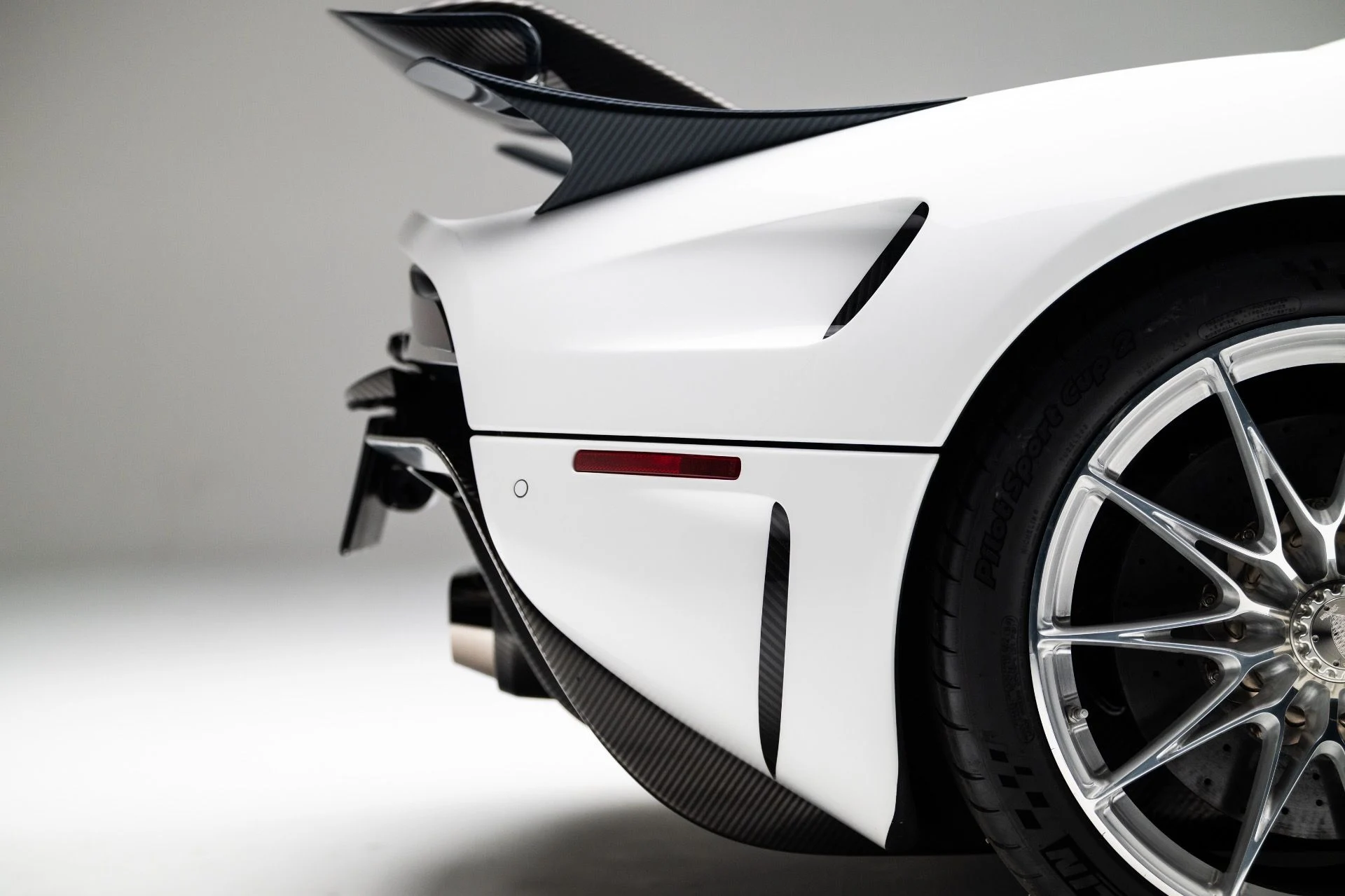 mph058_3487680061_13358_p59_l_7b160f7d65