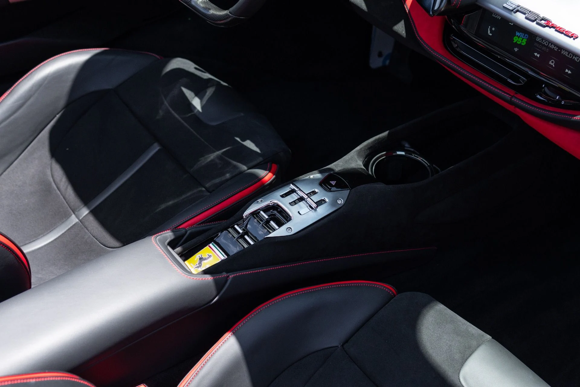 mph058_3491613164_Used_2025_Ferrari_SF_90_Spider_1779242340_896f1798db