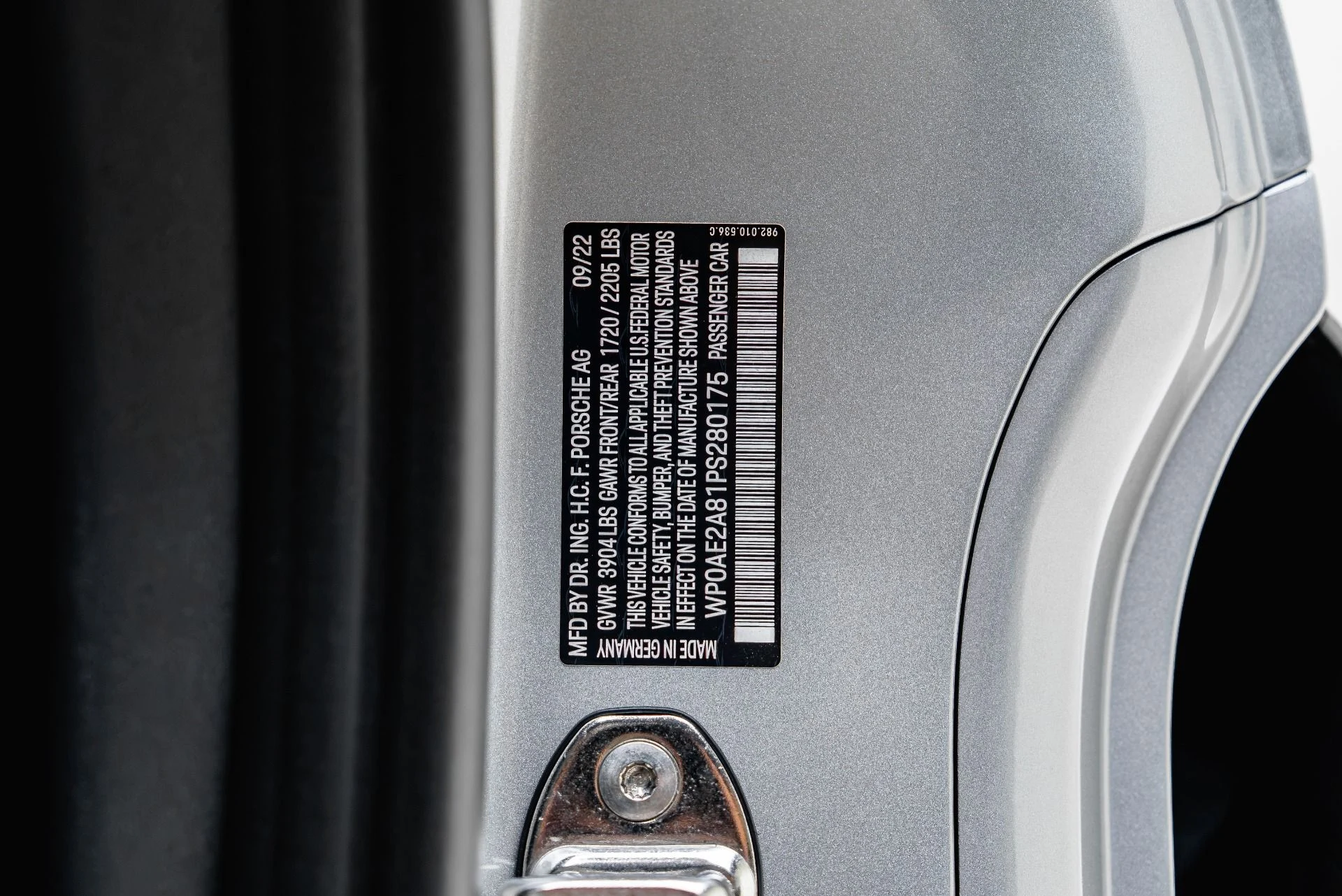 mph058_3507741573_Used_2023_Porsche_718_Cayman_GT_4_RS_1785194184_6b5cdb63f8