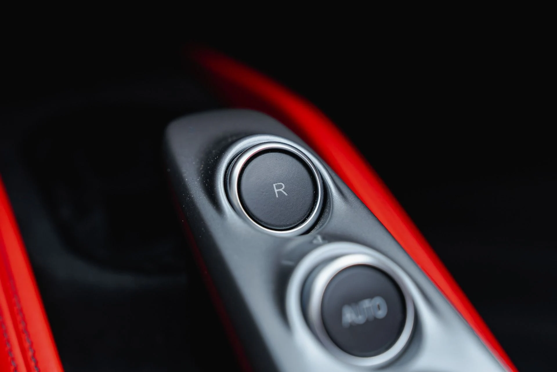mph058_3557086211_Used_2022_Ferrari_F8_Spider_1788281702_21f4cdc4ab