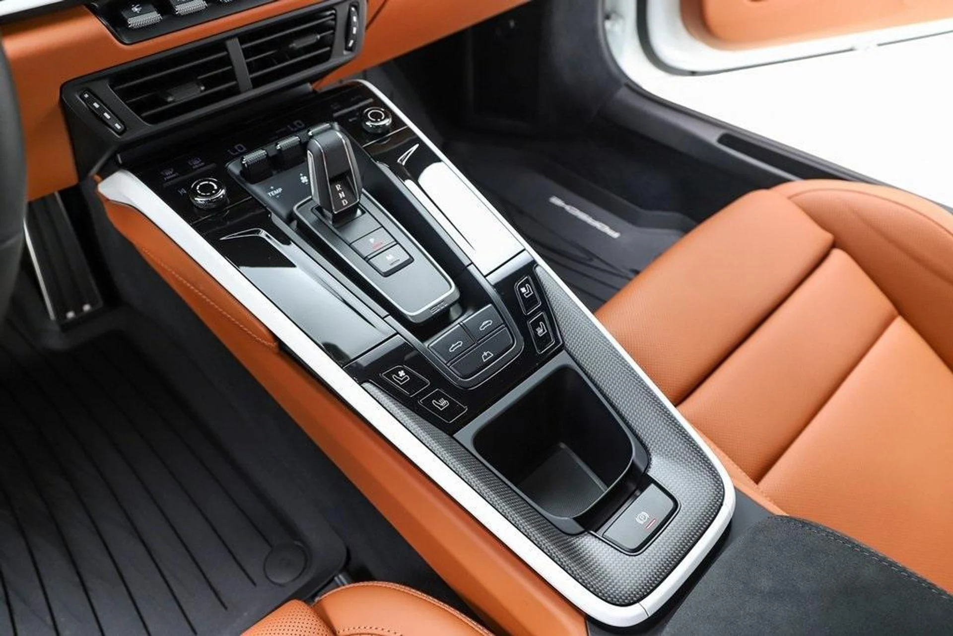 mph058_3570385743_Bl_U_Pm_G_Xp1ni3b_Dxg_I_Nnno_Ic3_Yb_A_91529f7468