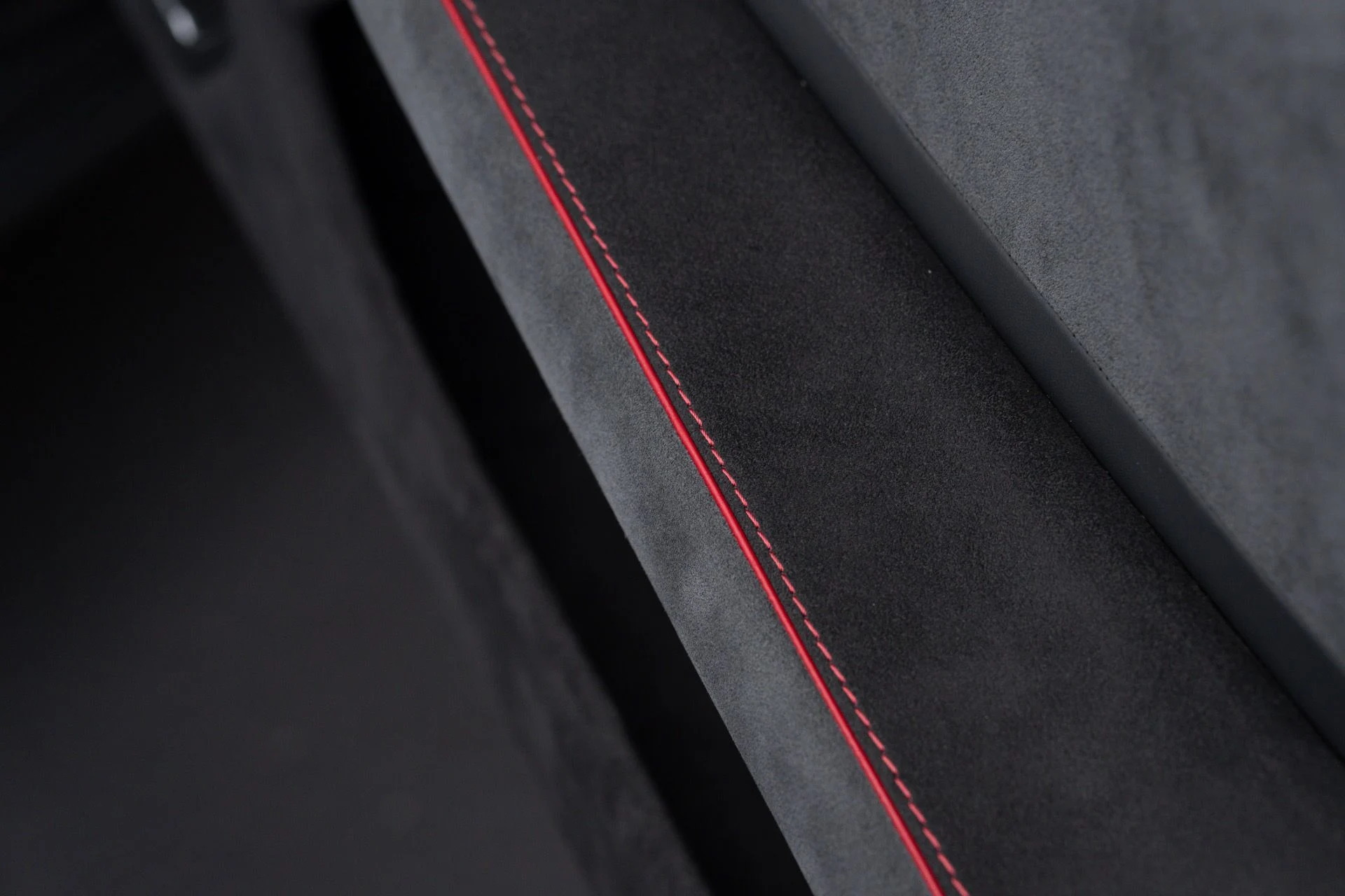 mph058_357470467_Used_2024_Lamborghini_Huracan_Sterrato_1775279109_a4a6935371