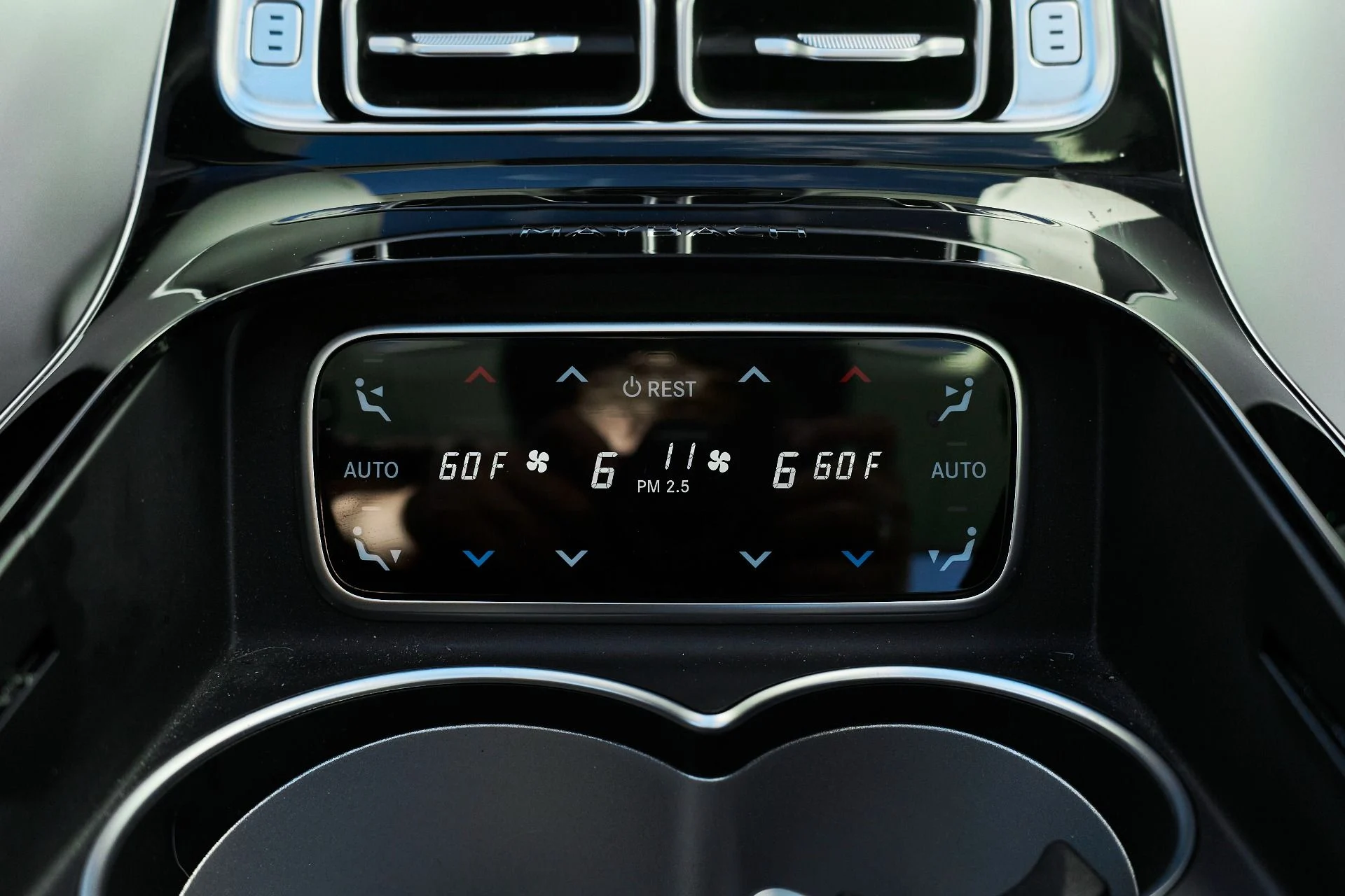 mph058_3611632595_Used_2024_Mercedes_Benz_S_Class_Maybach_S_680_1765936865_51d5e1435c