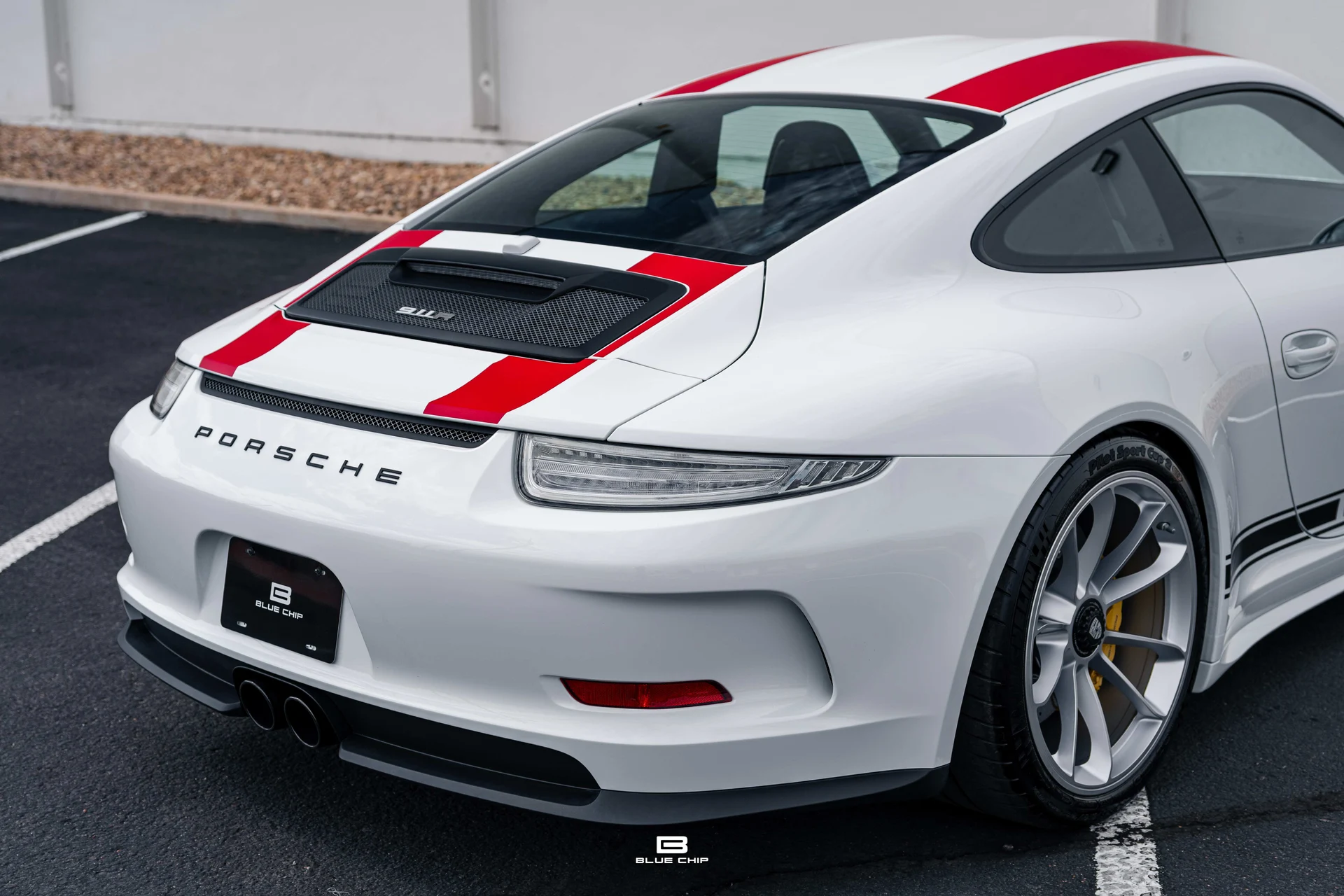 mph058_3648093186_6a691cfaff73c93810270c5c_23789_202016_20_Porsche_20911_20_R_59_58c7c40456