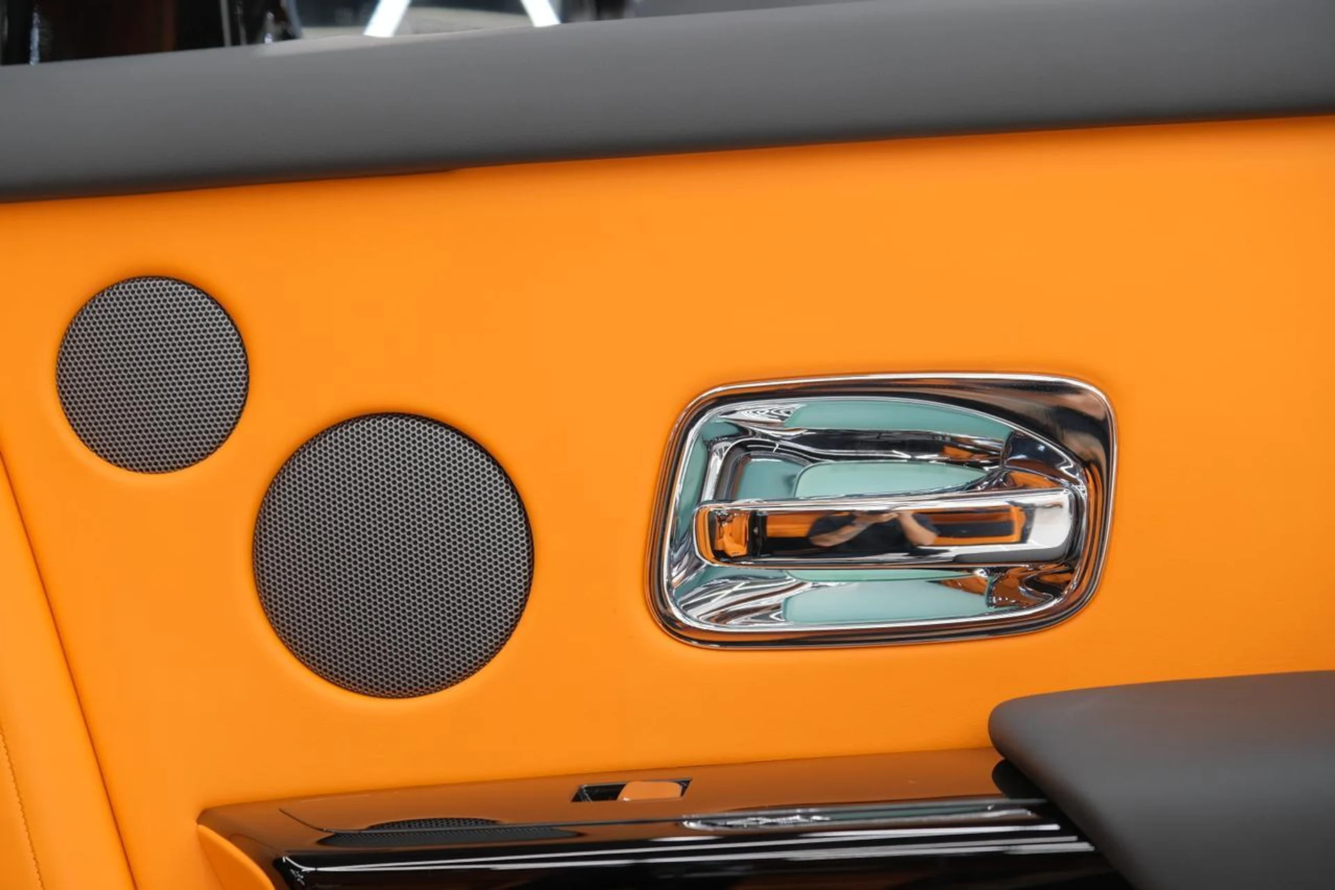 mph058_3657552361_8f88e710d897f97195855169132c0718_c0d18c5639