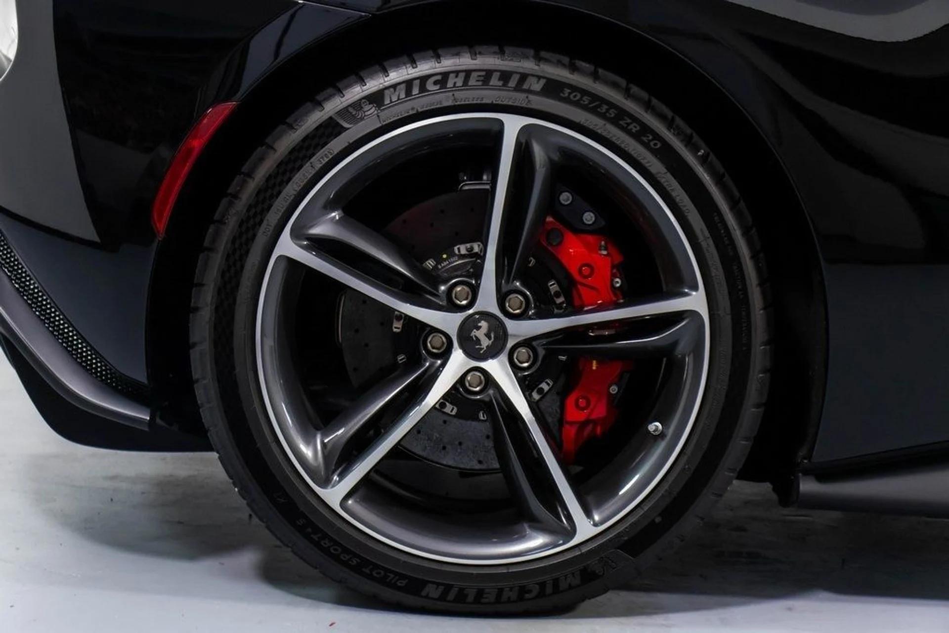 mph058_3701785484_d28e3985cf85521a3f62631b27a202f9x_4a7a4dc963