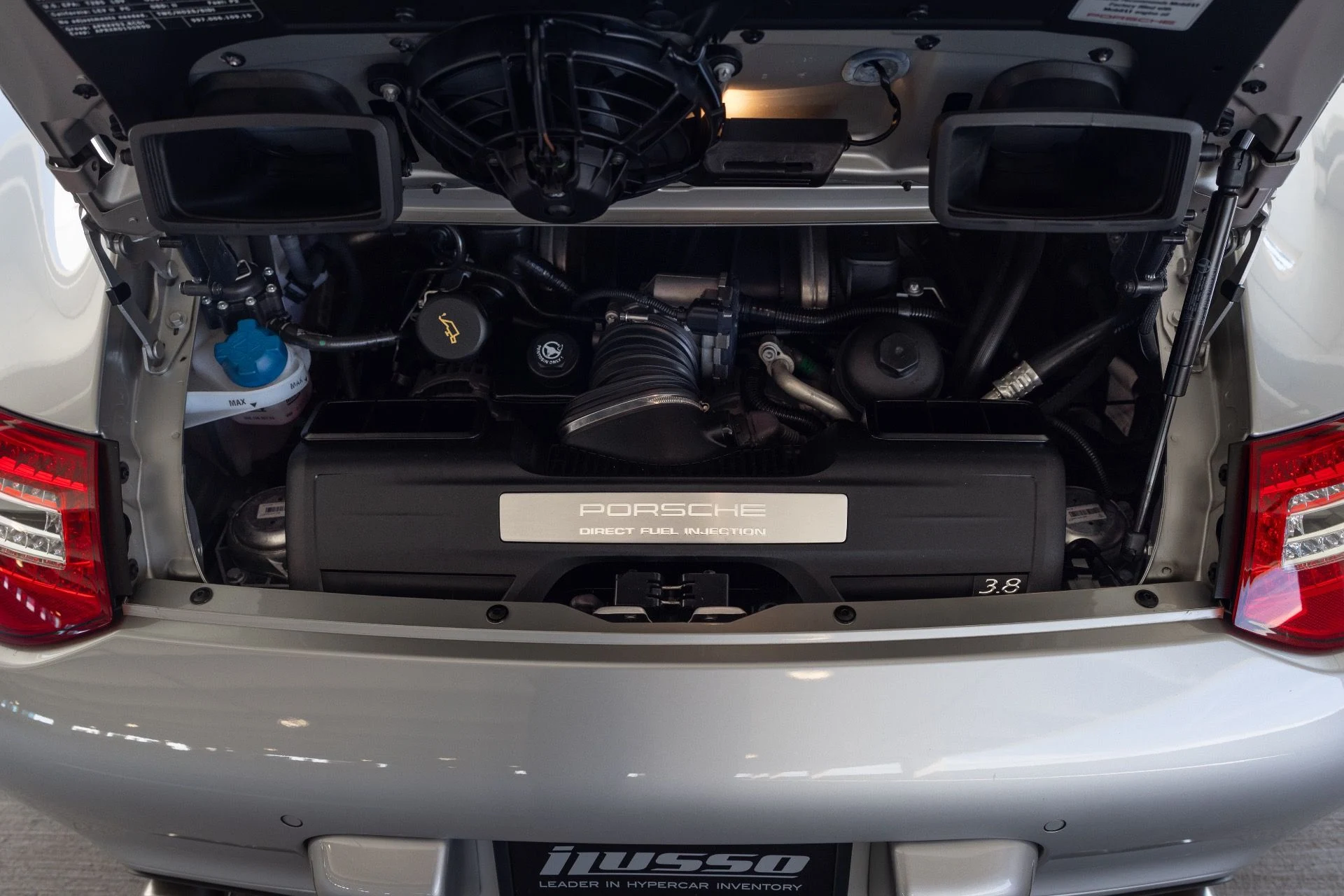 mph058_3701991890_Used_2010_Porsche_911_Targa_4_S_1775765317_859126bf4d