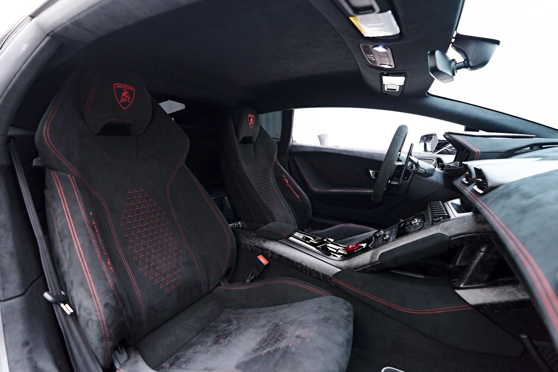 mph058_3710037822_Used_2018_Lamborghini_Huracan_Performante_1761069206_818c626639