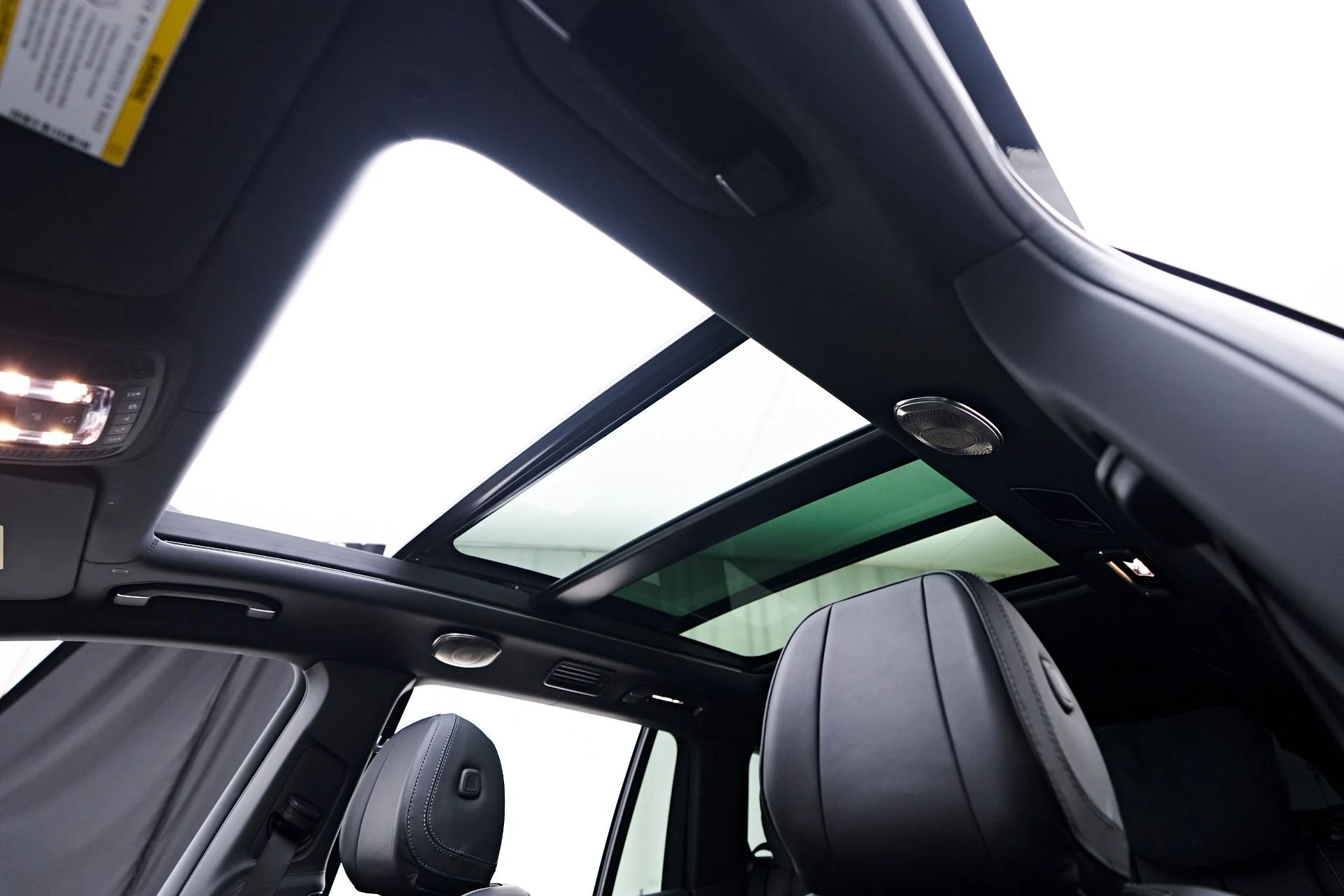 mph058_3730573821_Used_2022_Mercedes_Benz_GLS_Maybach_GLS_600_1747446181_7c6b473c3c