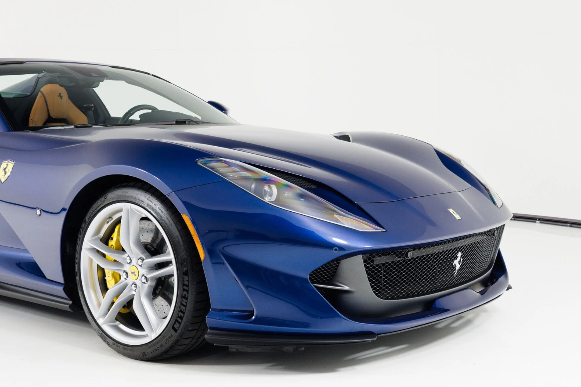 mph058_3839930115_Used_2021_Ferrari_812_GTS_1786404033_656f10803d