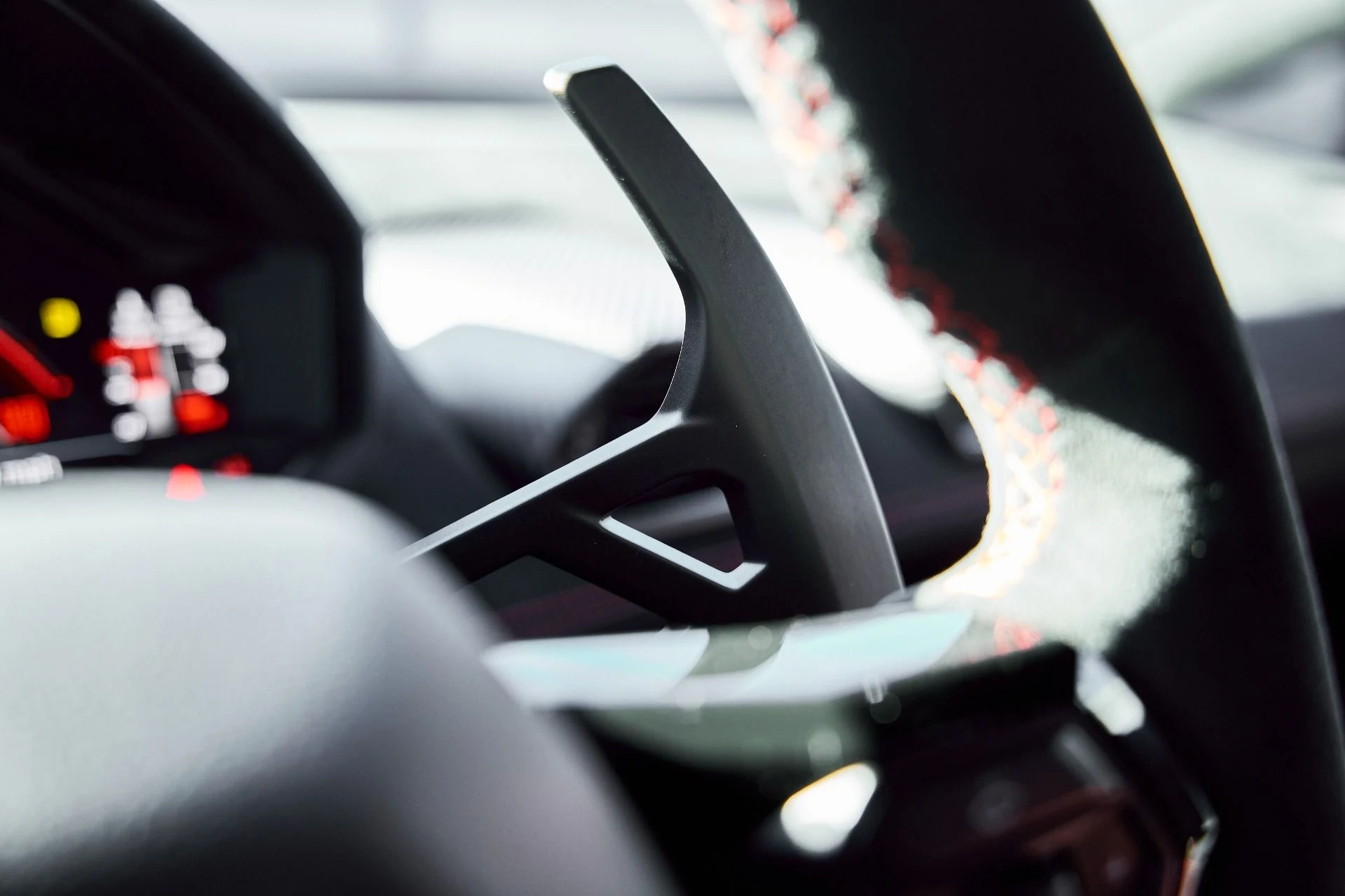 mph058_3847686488_Used_2023_Lamborghini_Huracan_STO_Base_1771381316_b97b766560