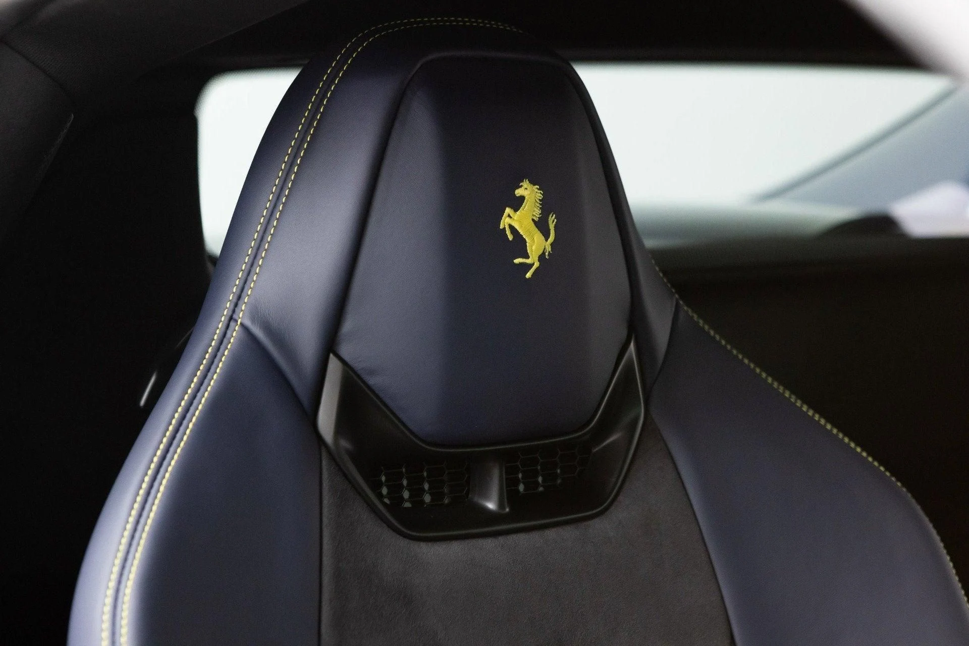 mph058_3856639068_Used_2025_Ferrari_296_GTB_1777349758_fa1308d8ae