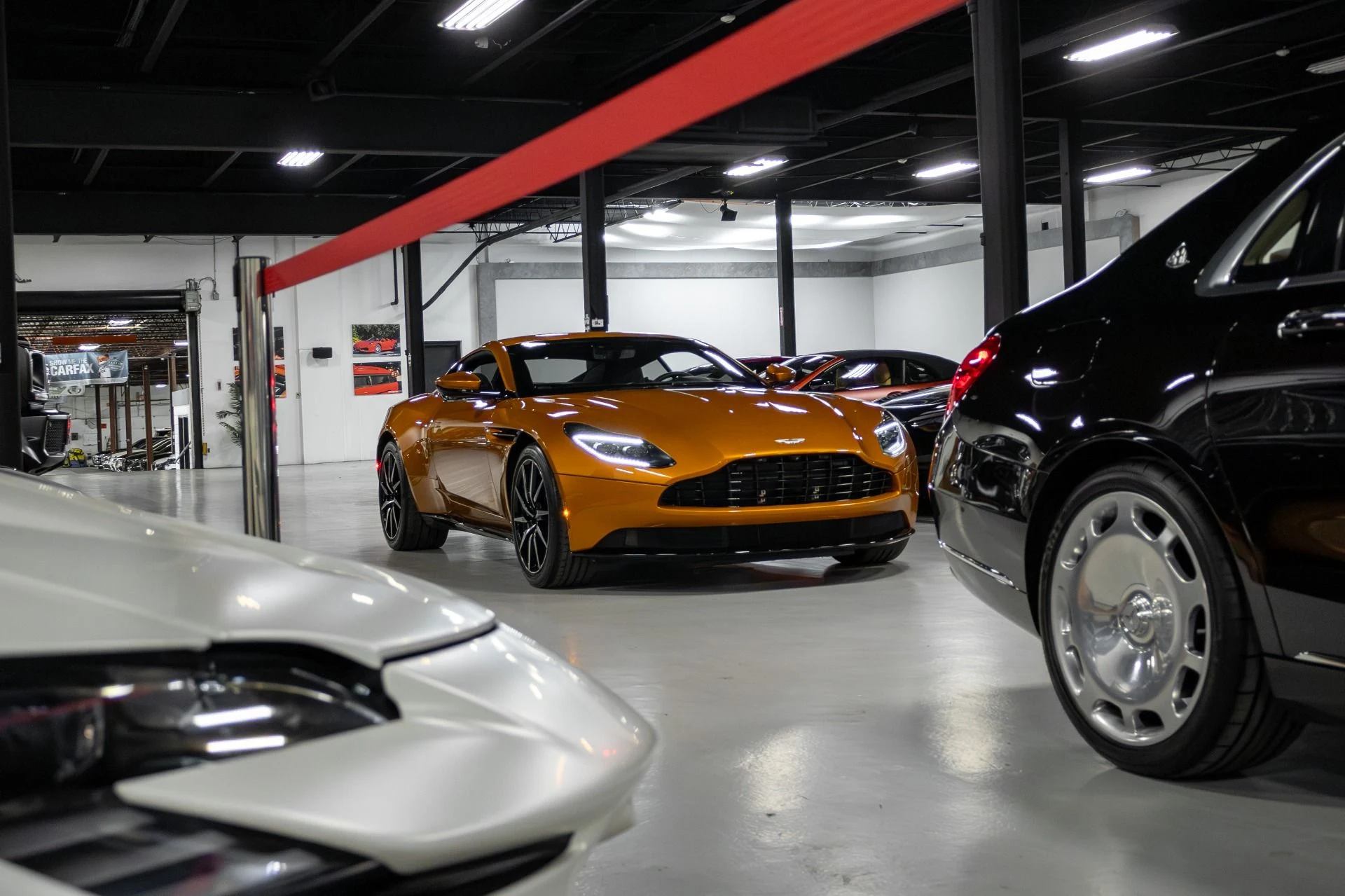 mph058_3862928479_Used_2018_Aston_Martin_DB_11_1761056819_a92b00123b