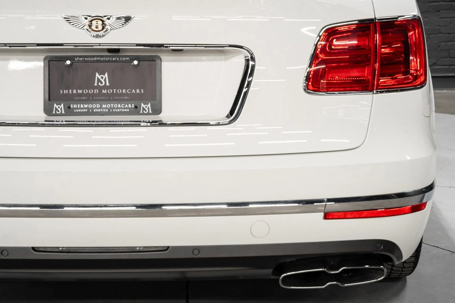 mph058_3877717826_bentley_bentayga_2019_64dcba77ef