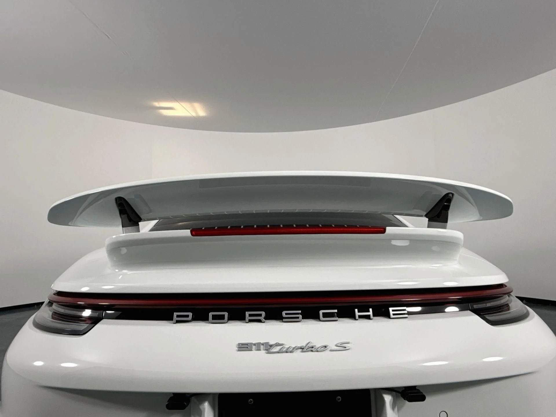mph058_3903221551_Used_2024_Porsche_911_Turbo_S_1788891747_891cc08f0f