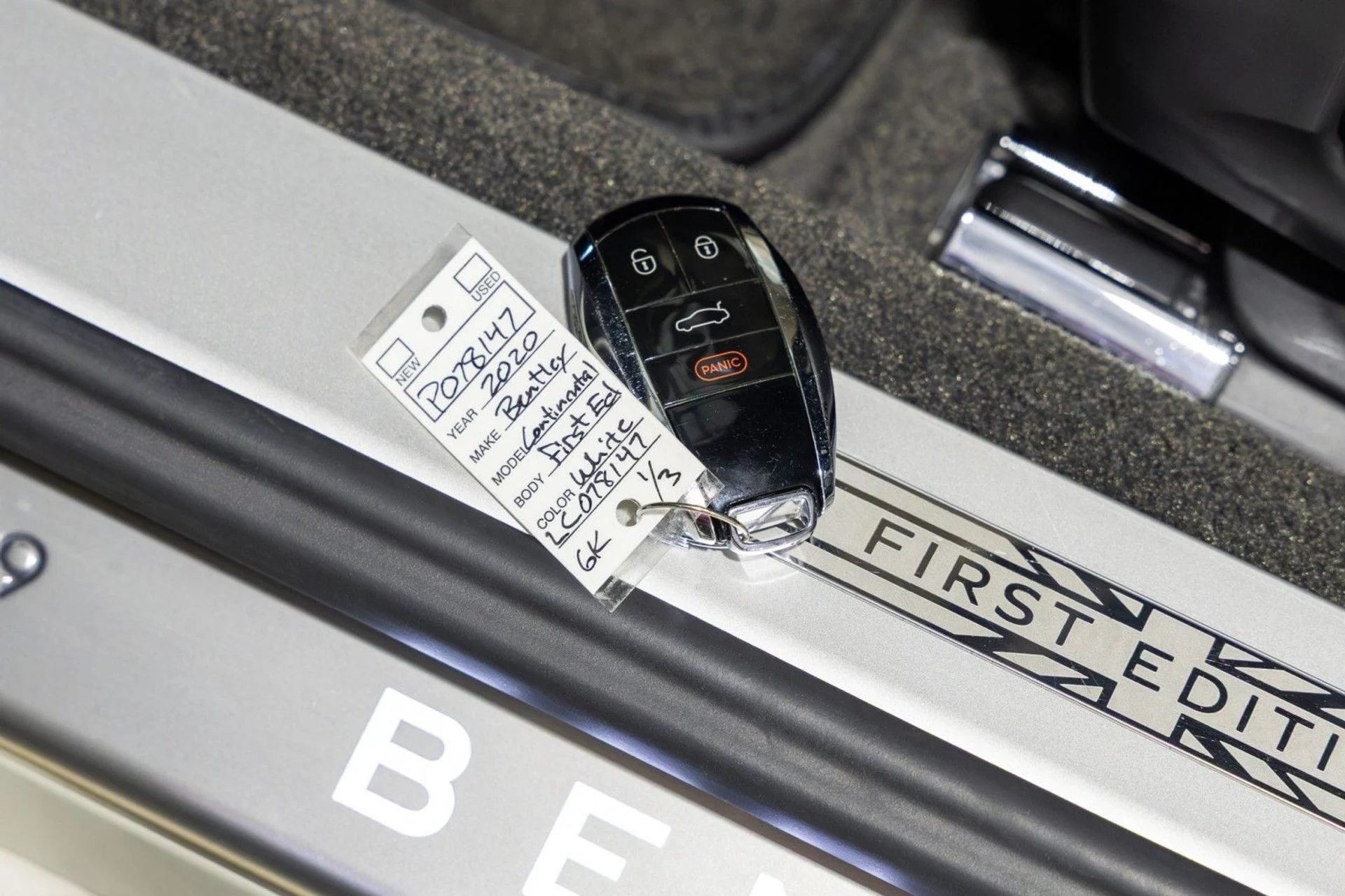 mph058_3909210892_1_Q_284415b405