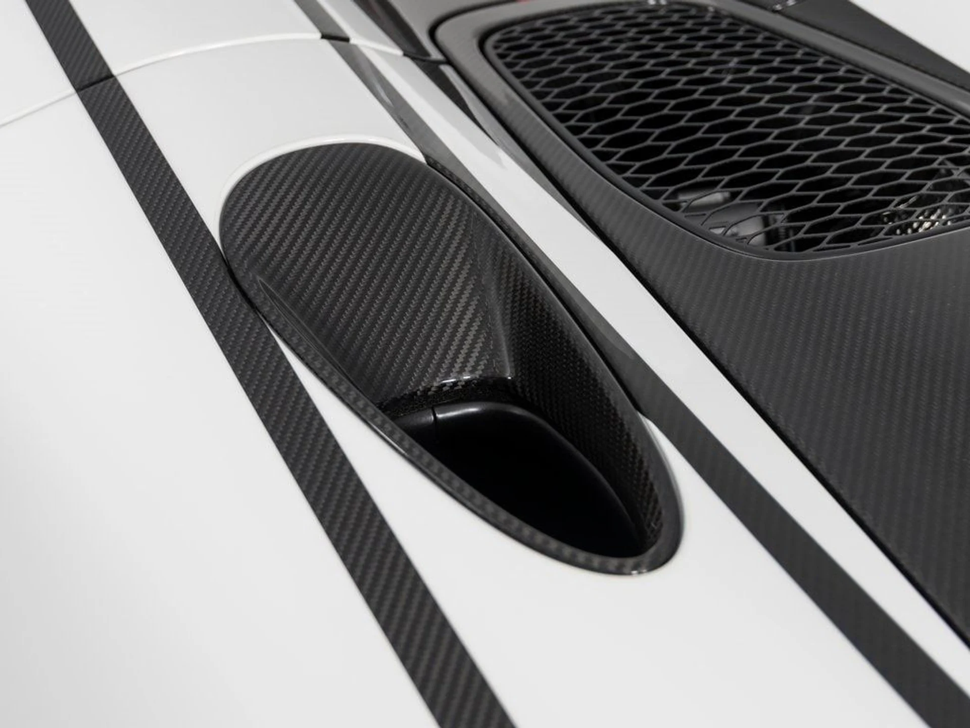 mph058_392682634_e8ecf8b281476faf190928ff608cea8ax_398aac5cd1