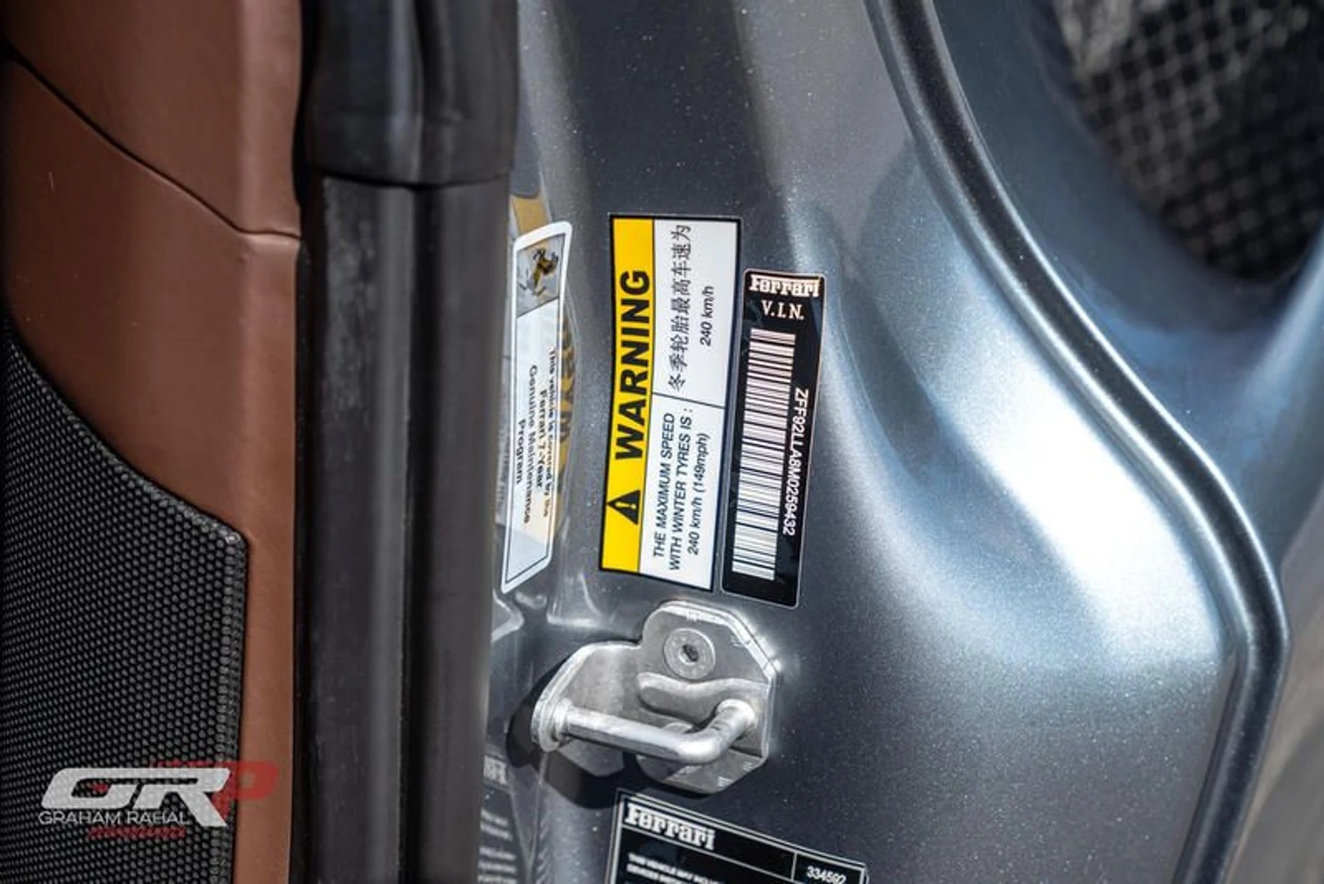 mph058_398669952_212_A51_D3_7172_453_E_B48_A_232_C29601_FAE_d79618db80