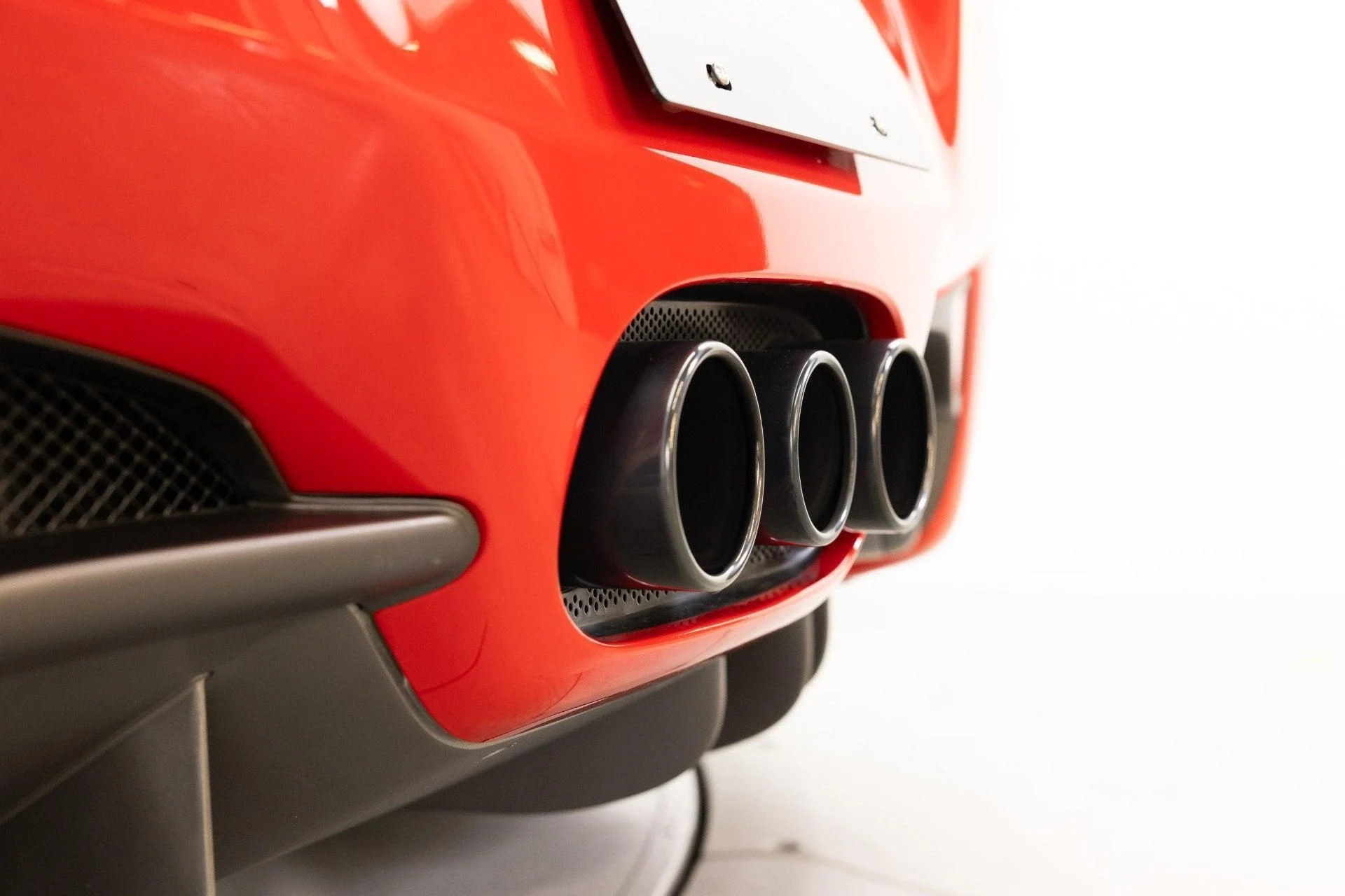 mph058_4024707530_Used_2013_Ferrari_458_Spider_1791380429_f78ef975e8