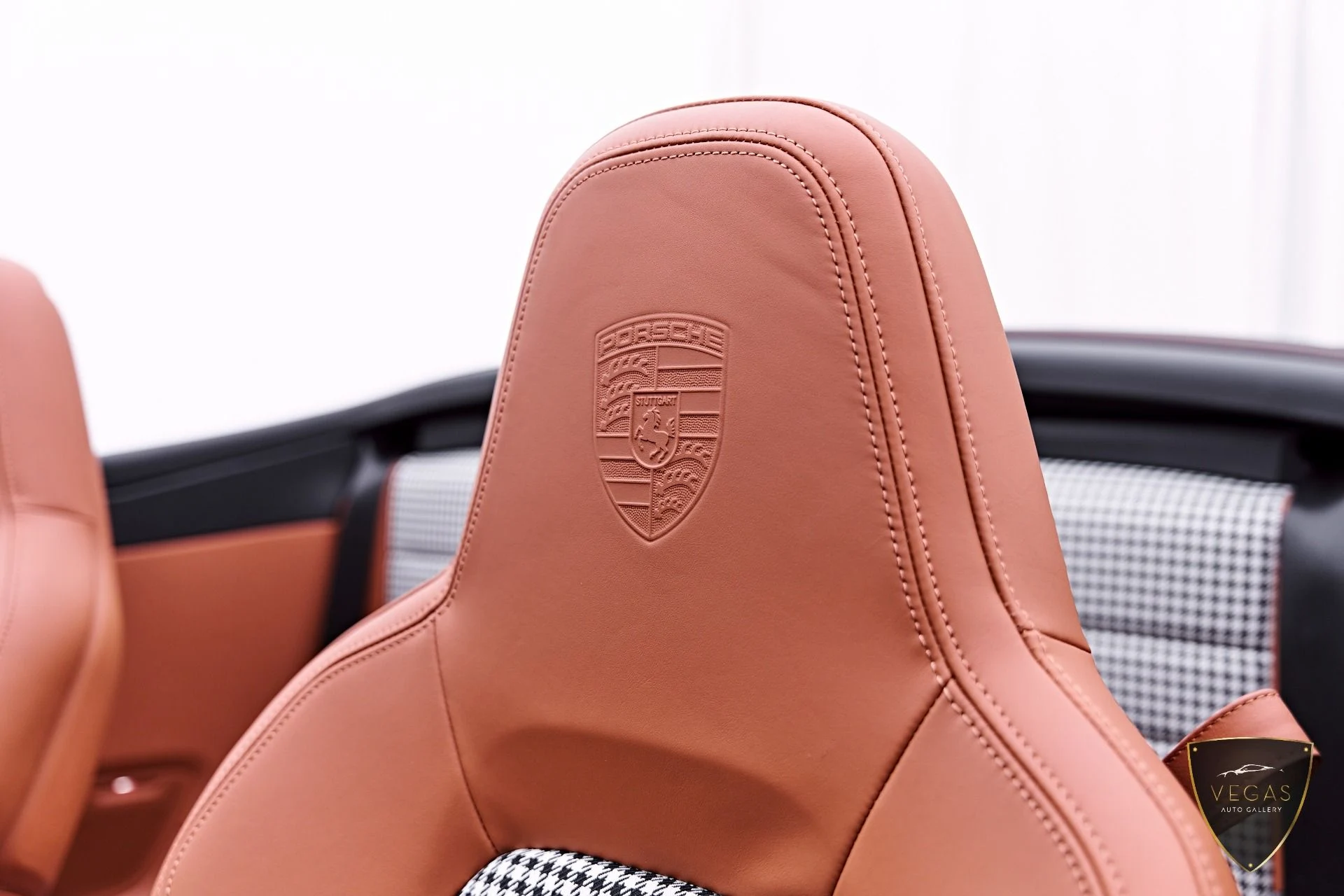 mph058_4028051145_Used_2024_Porsche_911_Turbo_S_1782351460_0bc2ce48c3