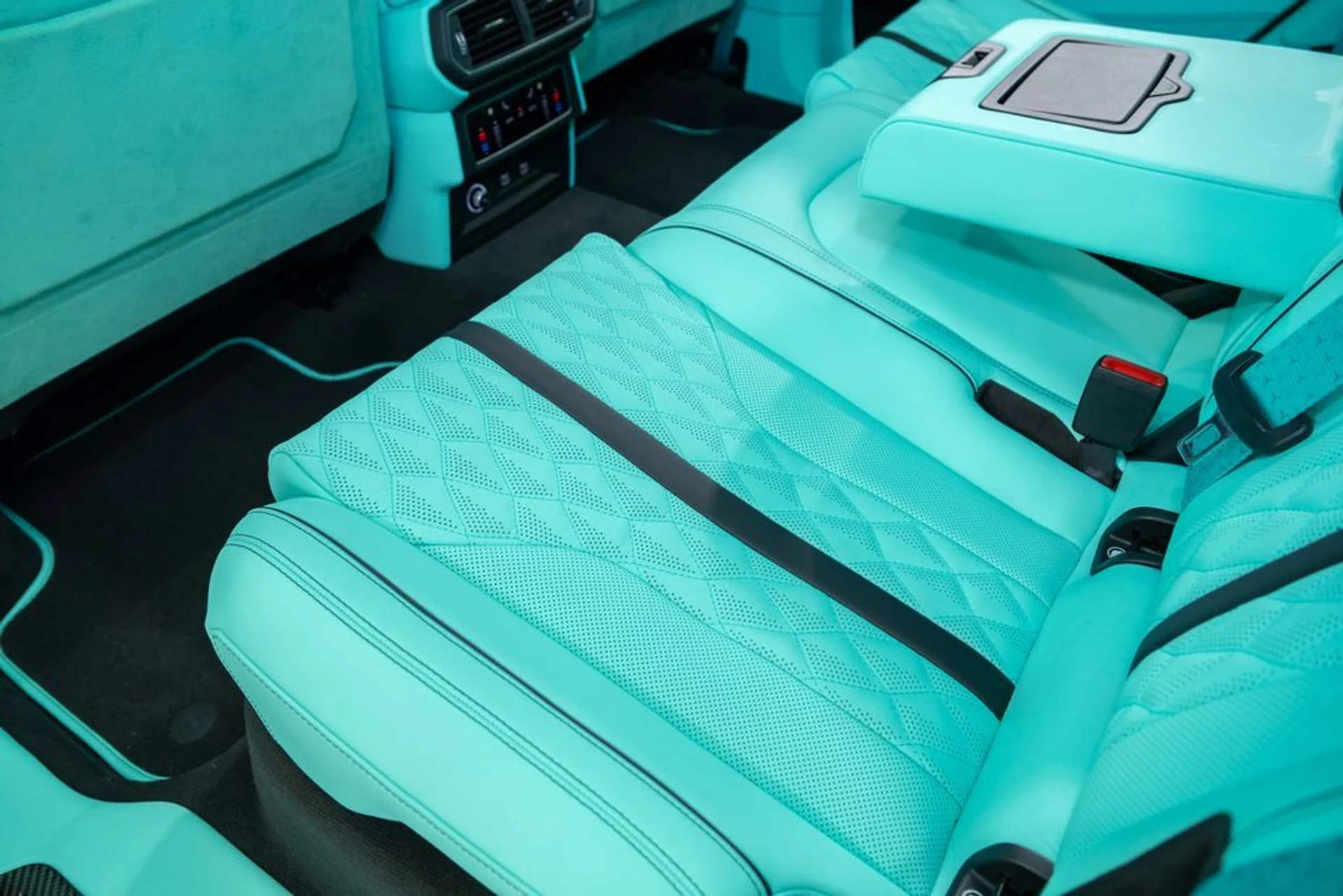 mph058_4032687250_f3451ac05e752501c1693ccf0f97fb07_4342ca1182