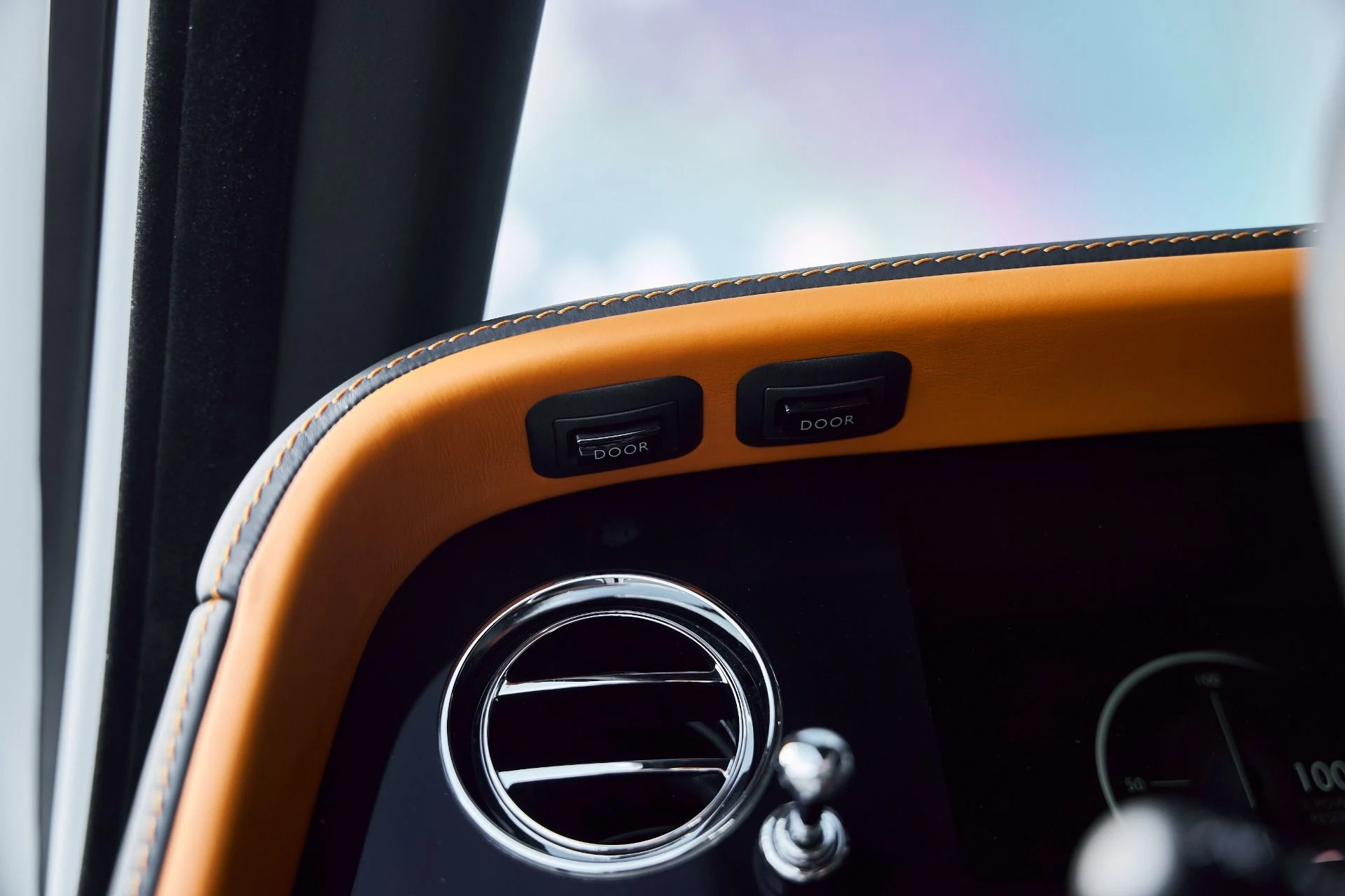 mph058_4033064098_Used_2026_Rolls_Royce_Cullinan_Base_1766884819_75e96391ba