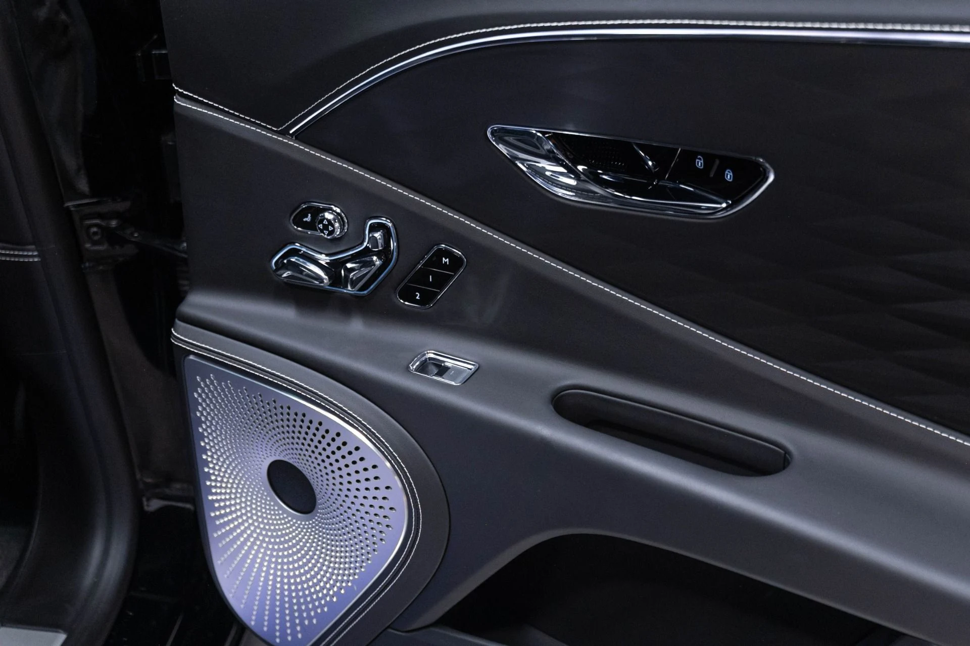 mph058_4036706217_Used_2020_Bentley_Flying_Spur_W12_1783372083_9b0d437043