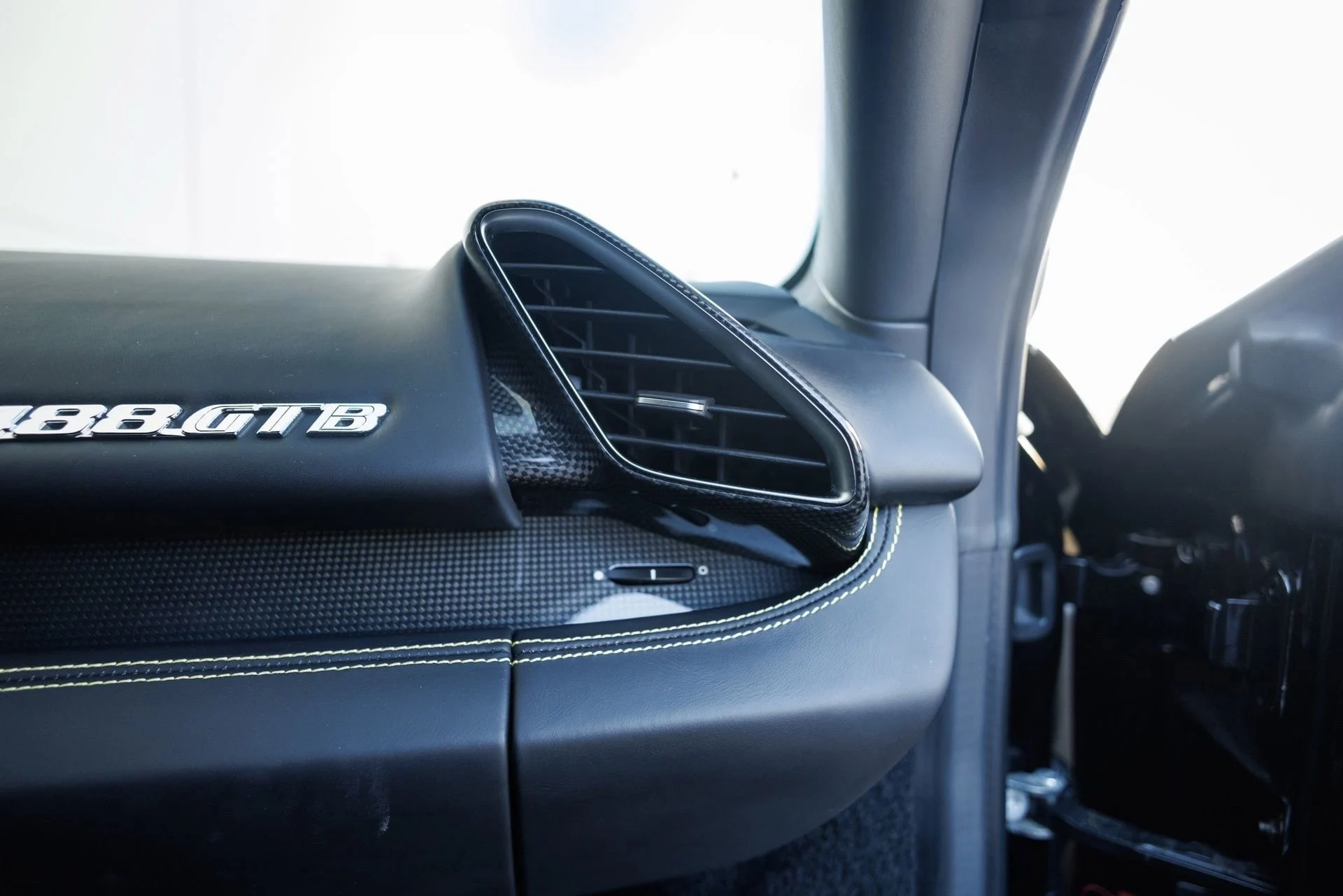 mph058_4048897111_98bc53df31da0ac44fd5f010747c0841x_f15caf296a