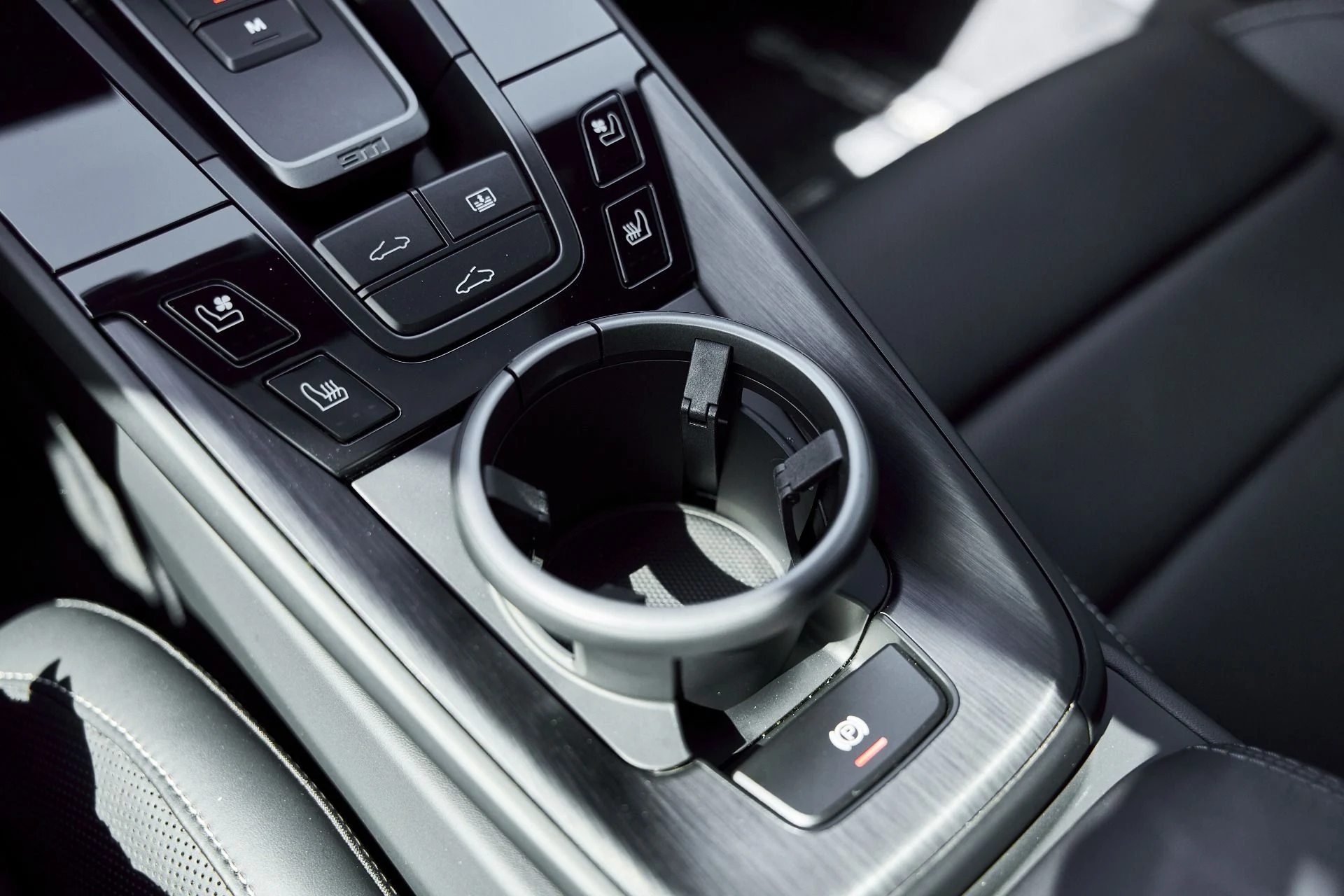 mph058_4109102316_Used_2022_Porsche_911_Carrera_4_GTS_1772506221_567c3ed530