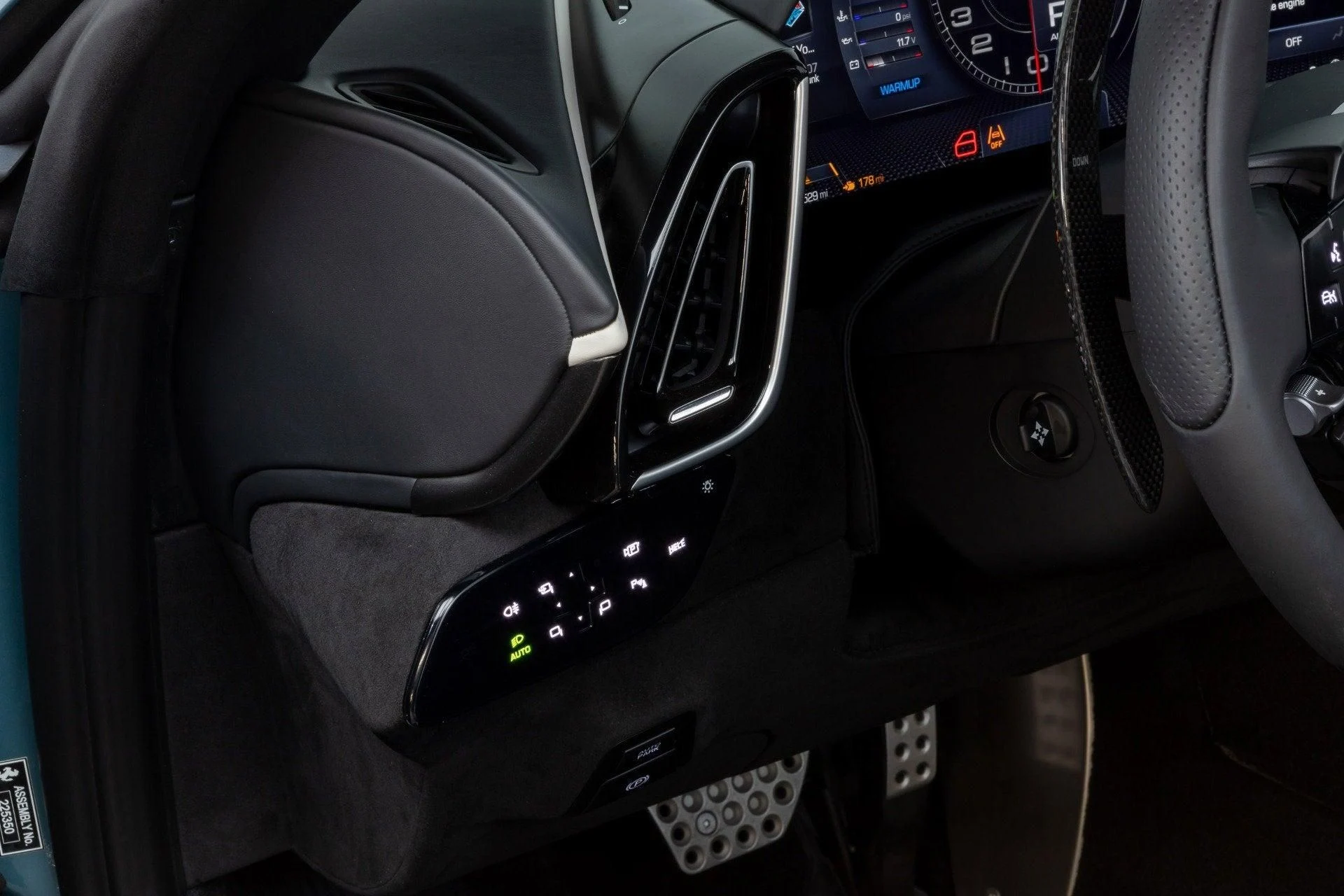 mph058_4122933498_Used_2024_Ferrari_Roma_Spider_1777382702_67b102fe3f