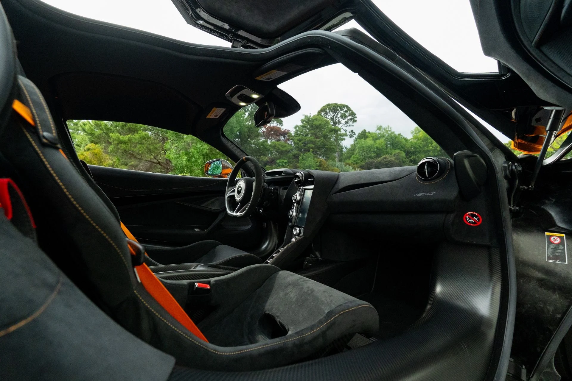 mph058_4138297159_Used_2021_Mc_Laren_765_LT_1757087774_f437dc5a4e