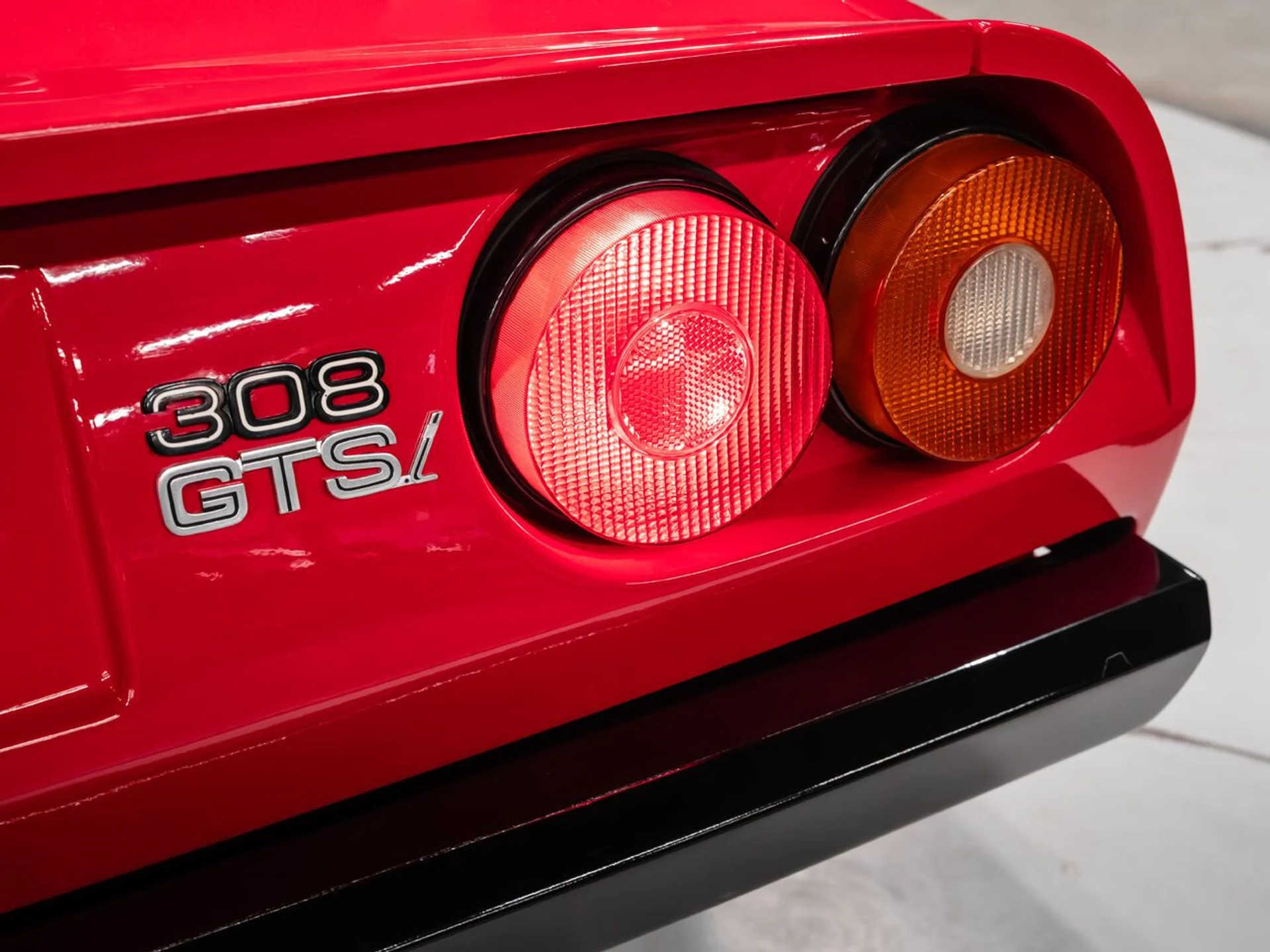 mph058_4139733092_ferrari_308_gtsi_1982_a1daee18df