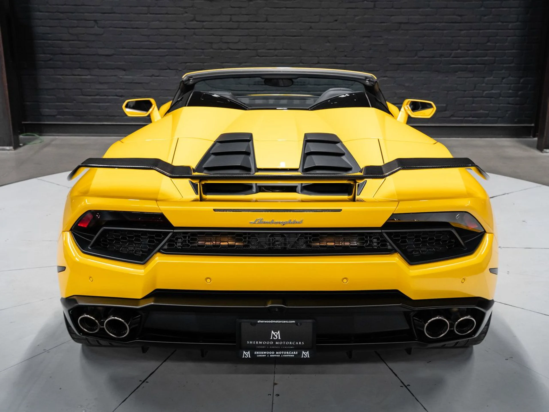 mph058_4158951502_lamborghini_huracan_2017_45e6be6739