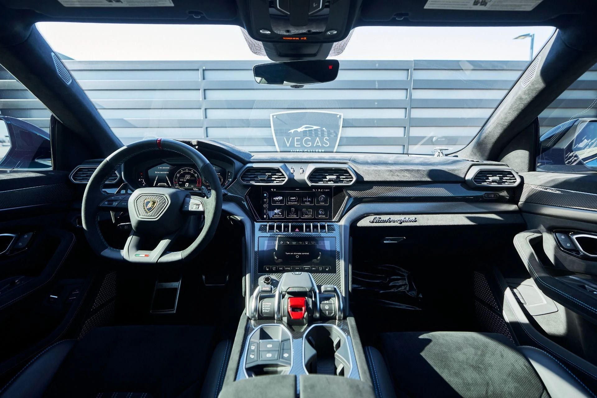 mph058_4193537185_Used_2024_Lamborghini_Urus_Performante_1764957676_4c6913aed0