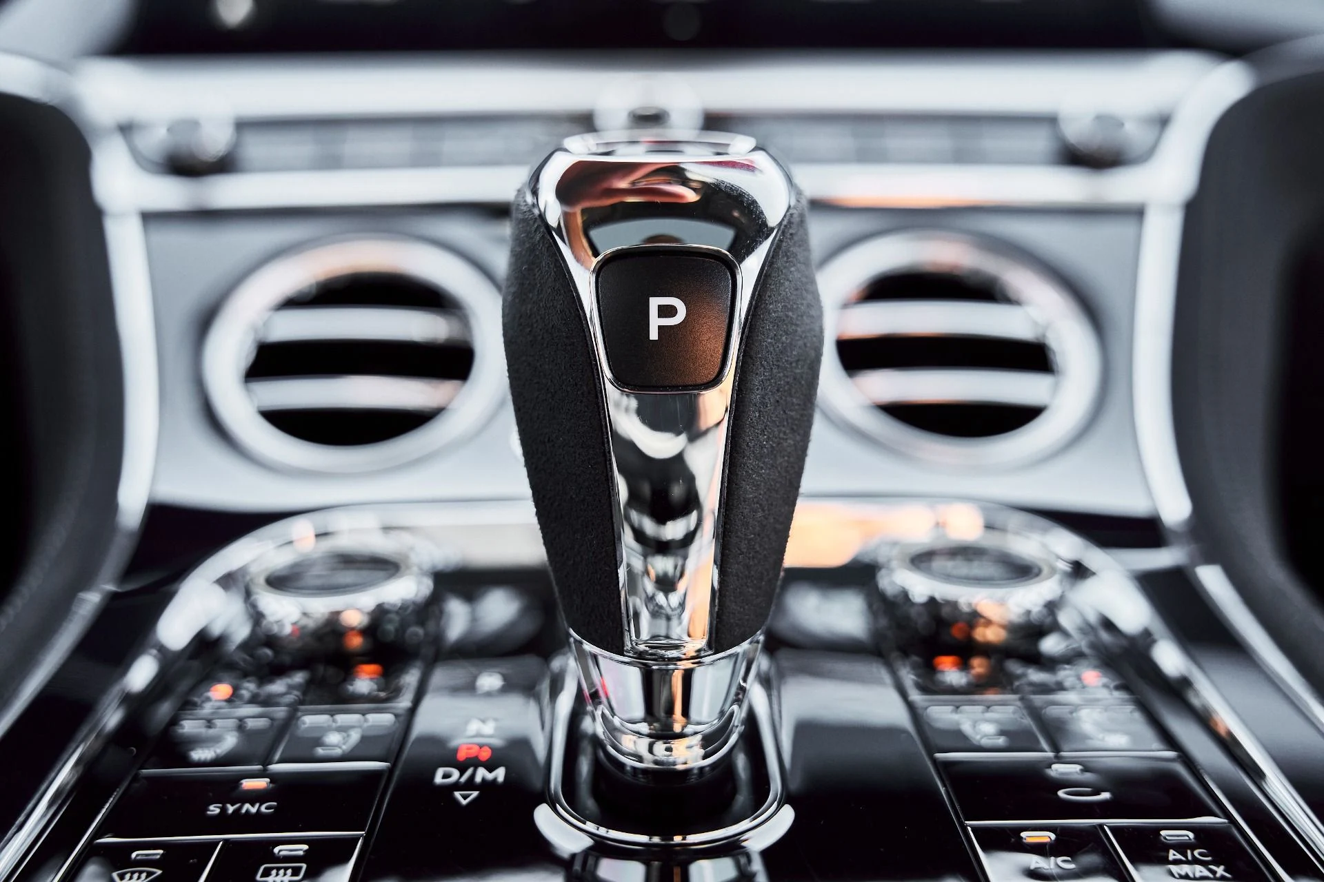 mph058_4197856767_Used_2025_Bentley_Continental_GT_Speed_1779498513_dbf9cb46e4