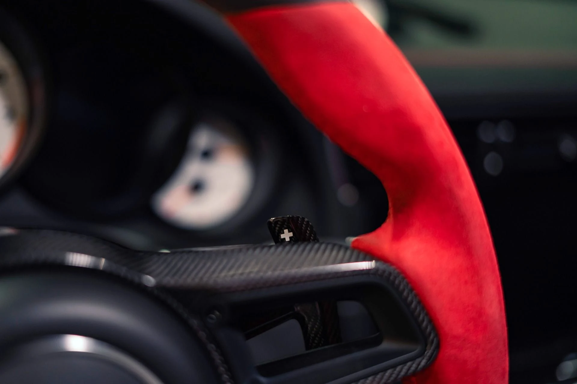 mph058_4216236833_Used_2018_Porsche_911_GT_2_RS_1777474085_1581760472