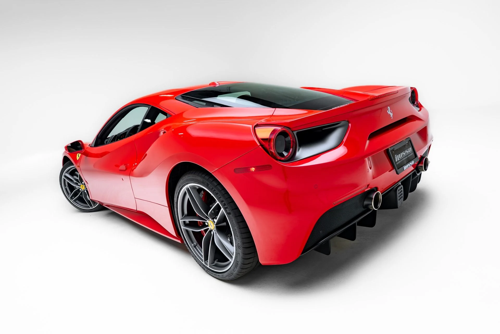 mph058_427432905_Used_2018_Ferrari_488_GTB_1776815740_30f36250a6