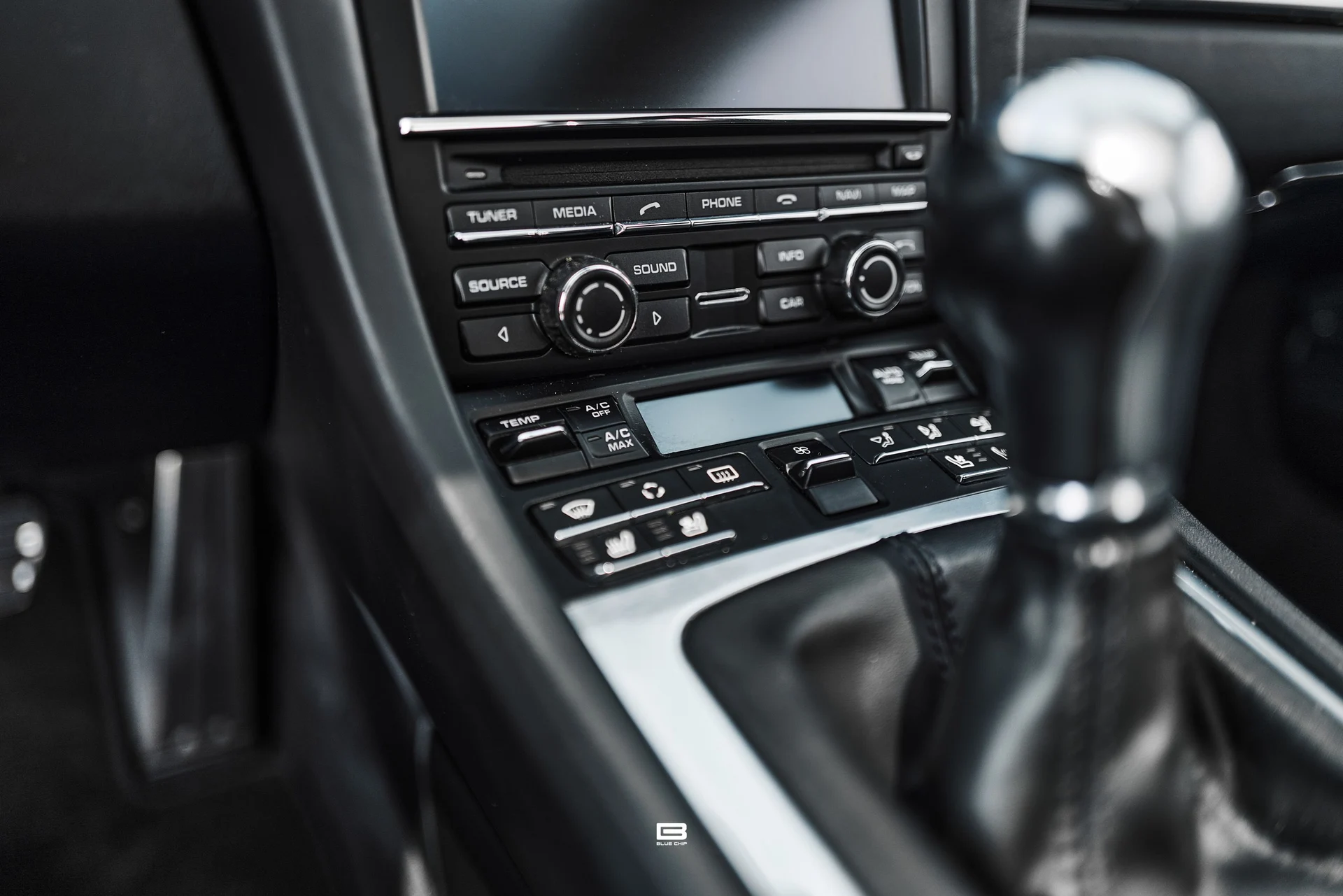 mph058_4276580487_69d84632f79fa553f7aae71d_L1210097_c4a7d7aabb