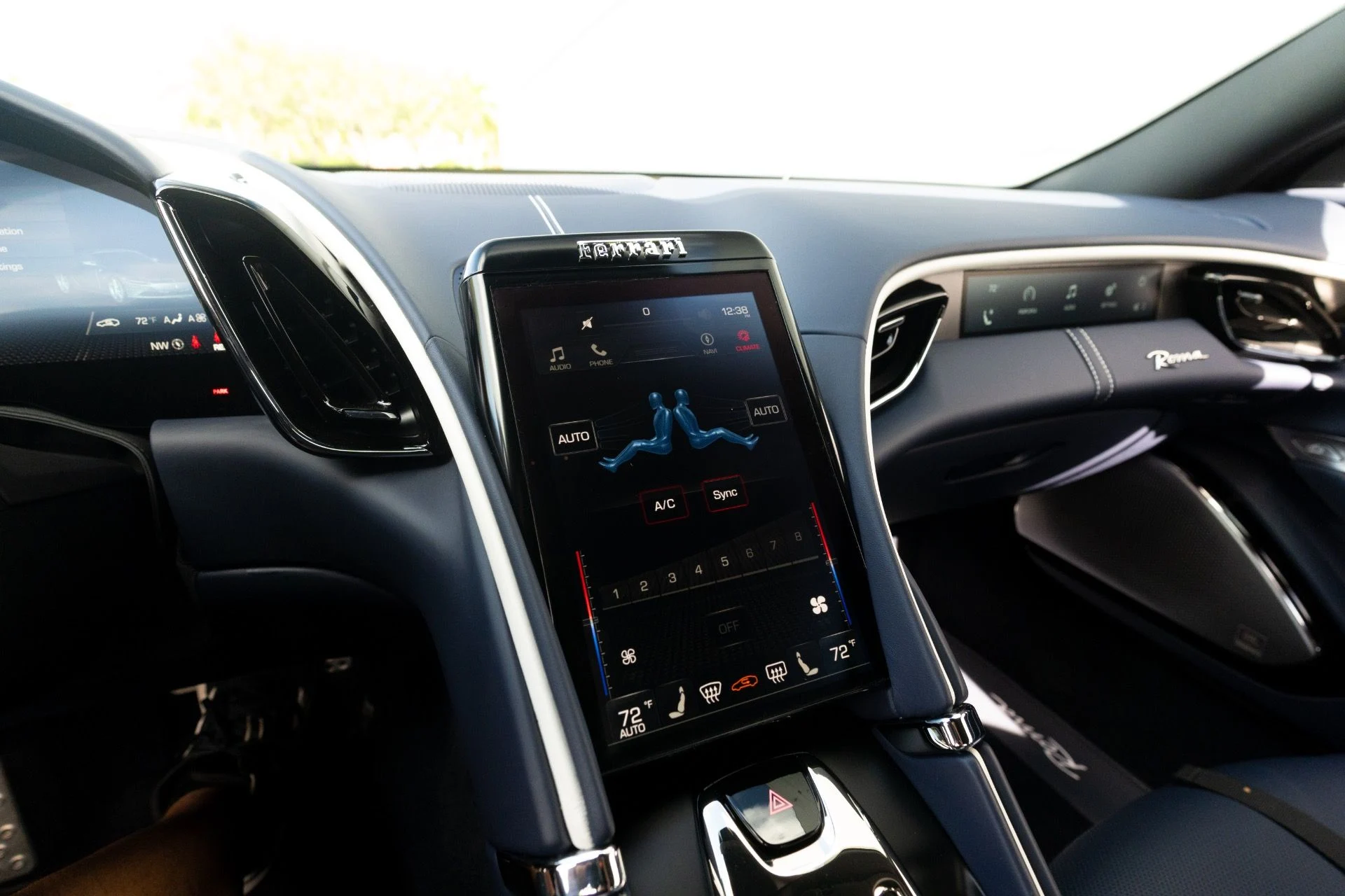 mph058_440303537_Used_2022_Ferrari_Roma_1764790245_4a6c0c0ce9