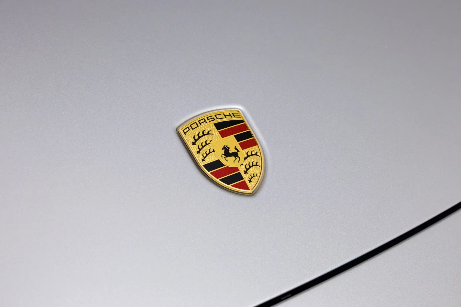 mph058_459822470_Used_2022_Porsche_911_Carrera_1773941198_78349c1a05