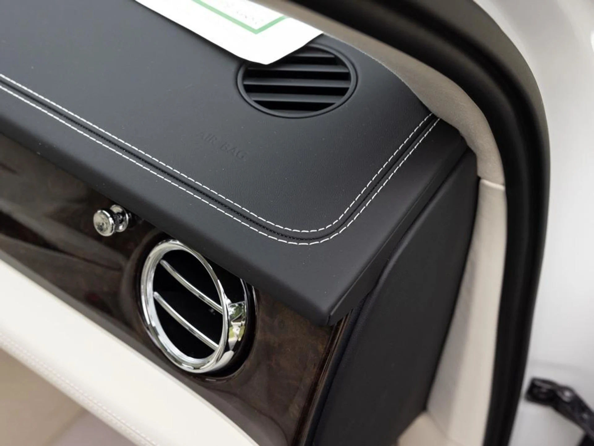 mph058_526973667_444557824_688defb6b8367c48735ada23_76e8e616e0